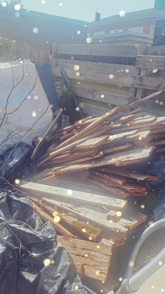 Gratis tuinhout / vlonderhout, ideaal voor vuurkorf, Ophalen