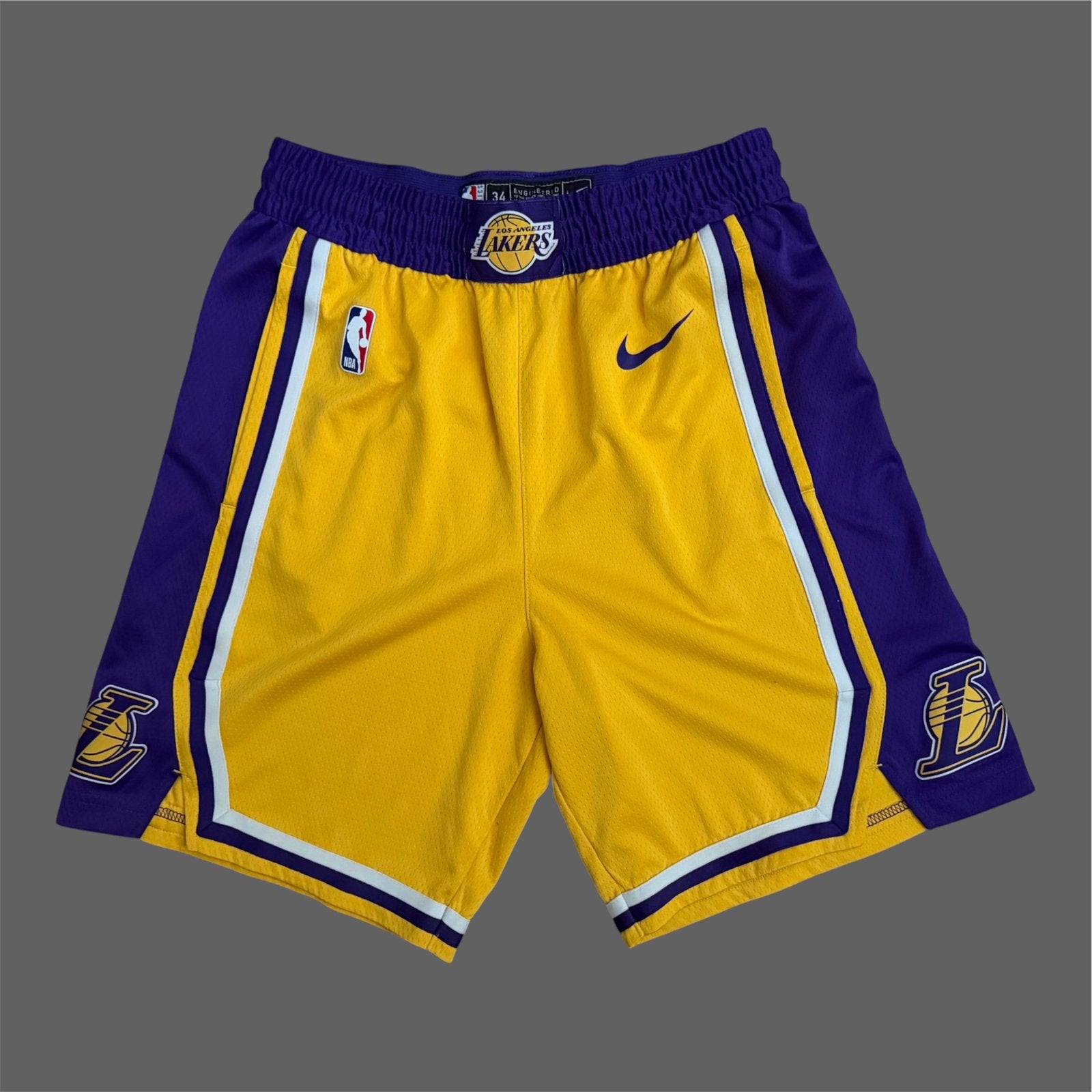 Nike NBA Lakers shorts maat M heren basketball korte broek, Ophalen of Verzenden, Zo goed als nieuw, Kleding