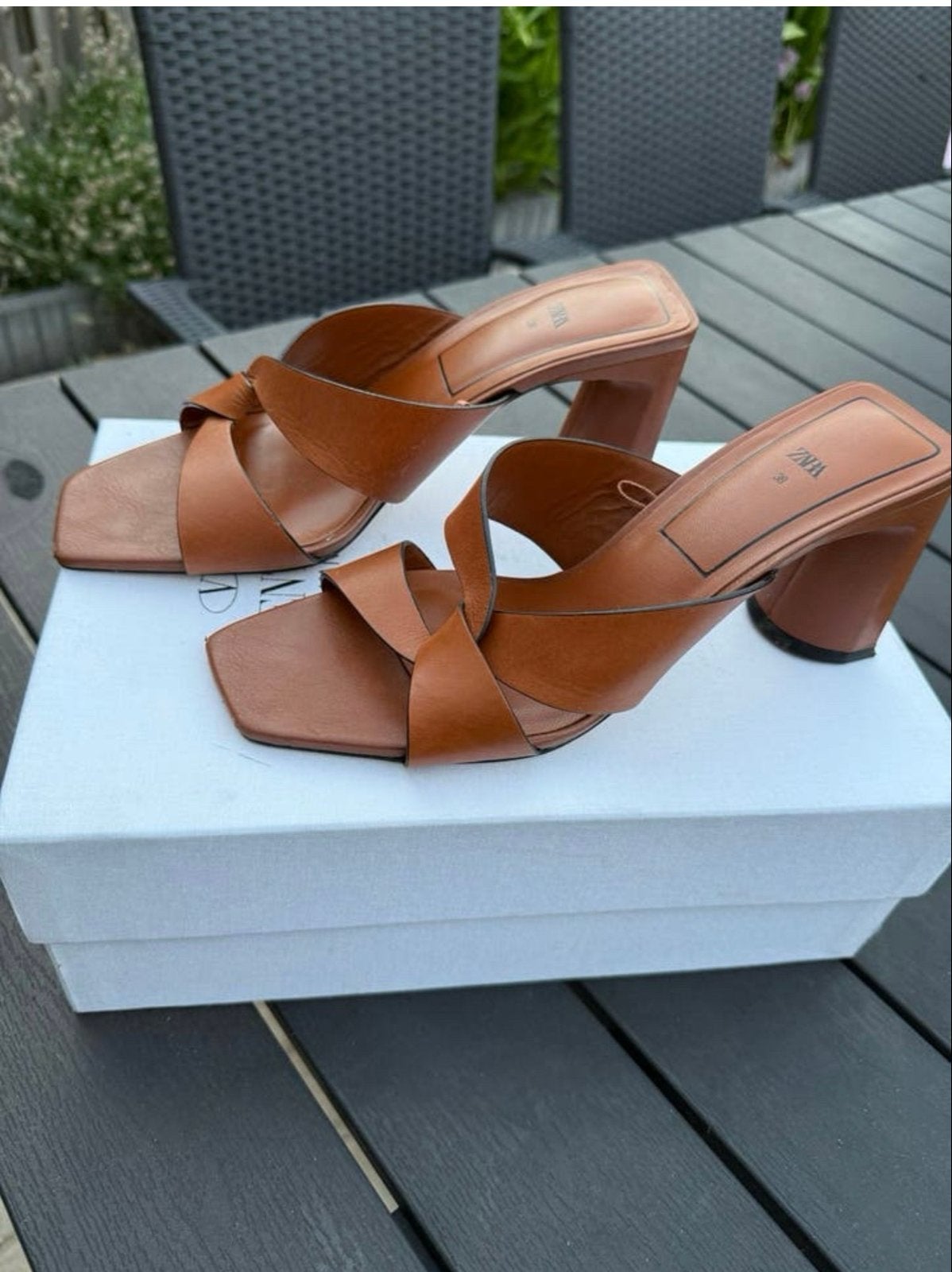 Zara muiltjes met hak - bruin, maat 38, Ophalen of Verzenden, Gedragen, Bruin, Sandalen of Muiltjes