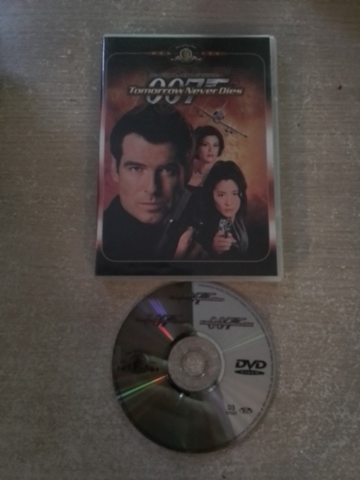 Film Tomorrow Never Dies (Pierce Brosnan), Engels, Nederlands, Actie, Ophalen of Verzenden