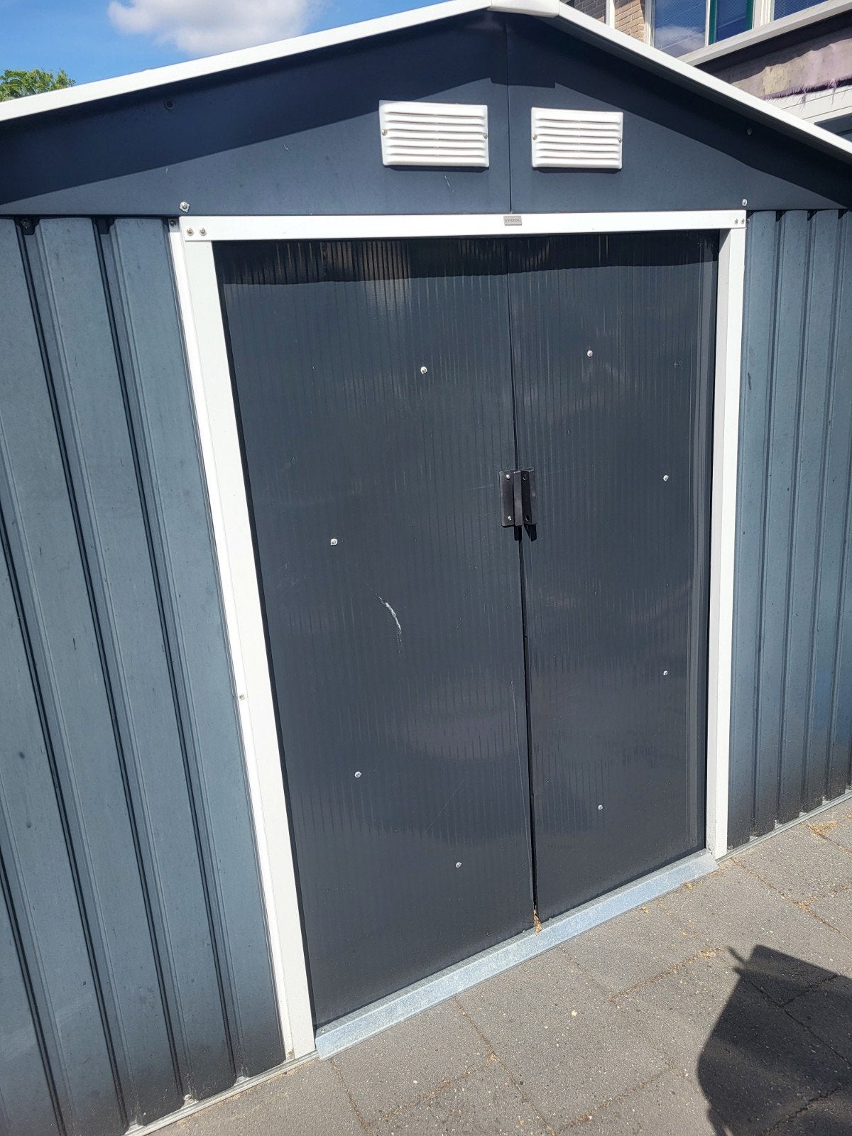 Metalen fietsenhok / tuinhuisje - 2.65x2.40m, Tuin en Terras, Tuinhuizen, Ophalen, 250 tot 500 cm, Overige typen, Zonder ramen