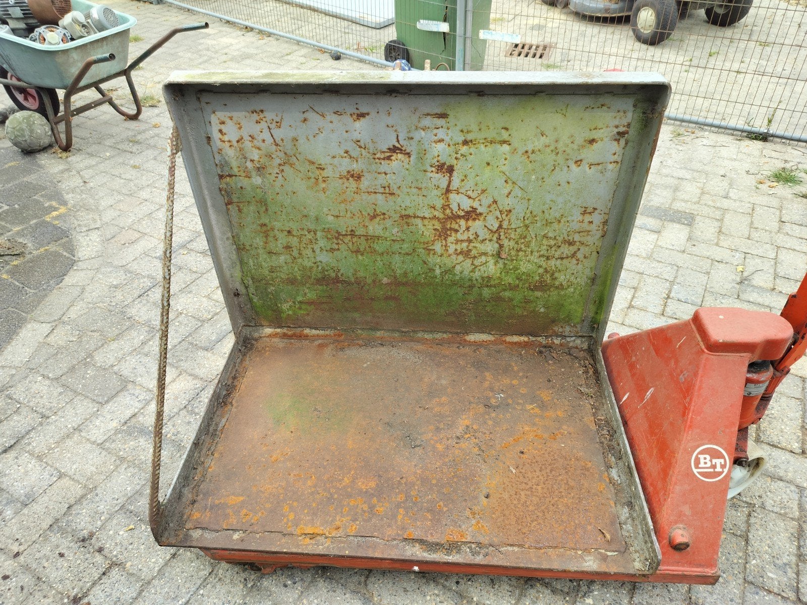 grondbak voor achter een kleine traktor, Ophalen, Gebruikt