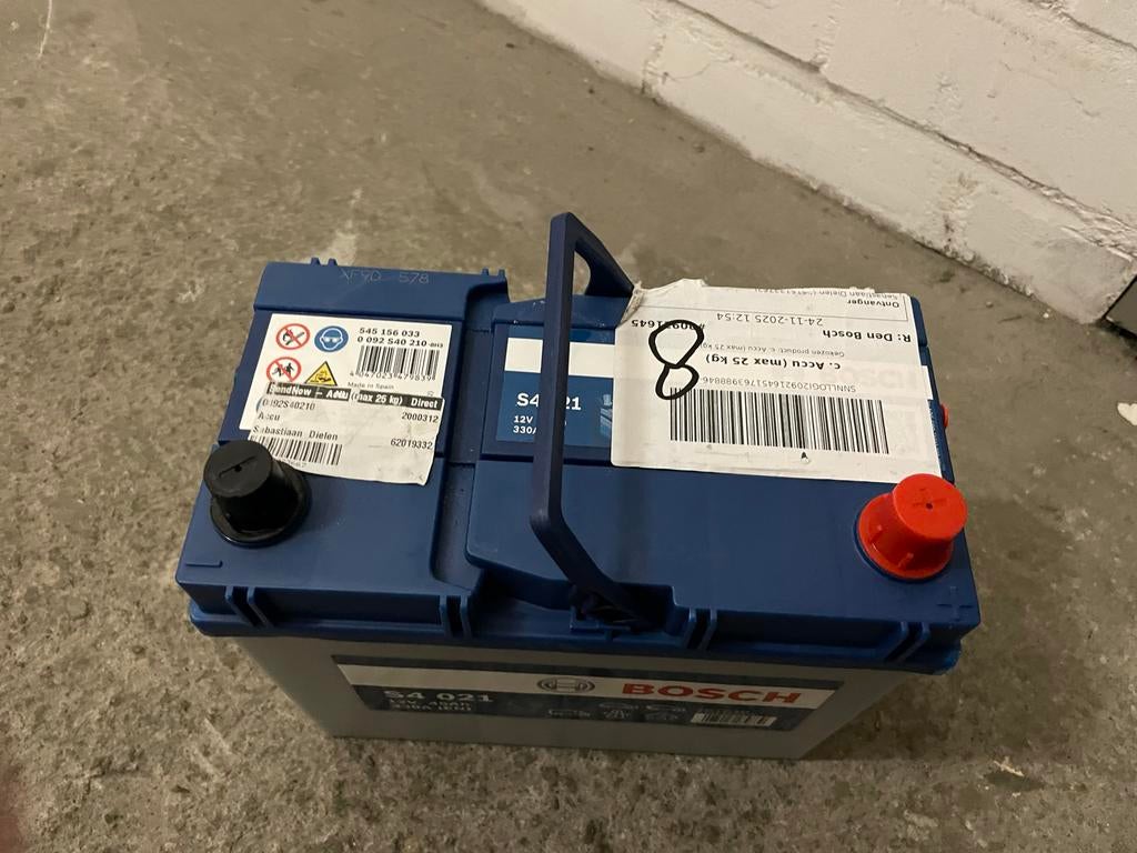 Nieuwe Bosch S4 021 accu 12V 330A (EN), Ophalen, Nieuw, Universele onderdelen