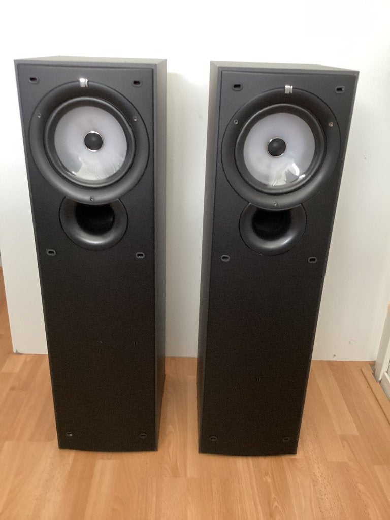 Zgan Kef Q35 speakers, zwart, Audio, Tv en Foto, Luidsprekers, Ophalen, Vloerstaande luidspreker, Zo goed als nieuw, 60 tot 120 watt