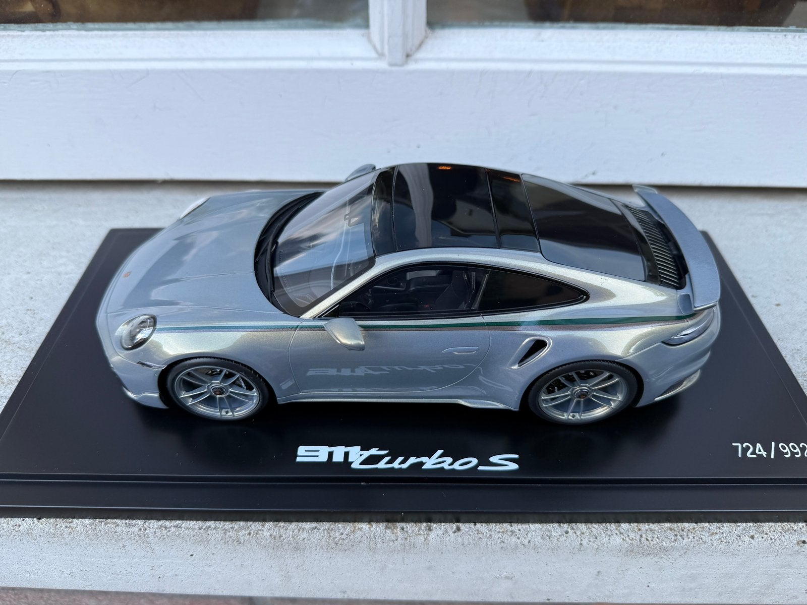 1:18 Porsche 911 992 Turbo S Sonderwunsch Spark, Hobby en Vrije tijd, Overige merken, Auto, Models@sparkmodel.com, Nieuw