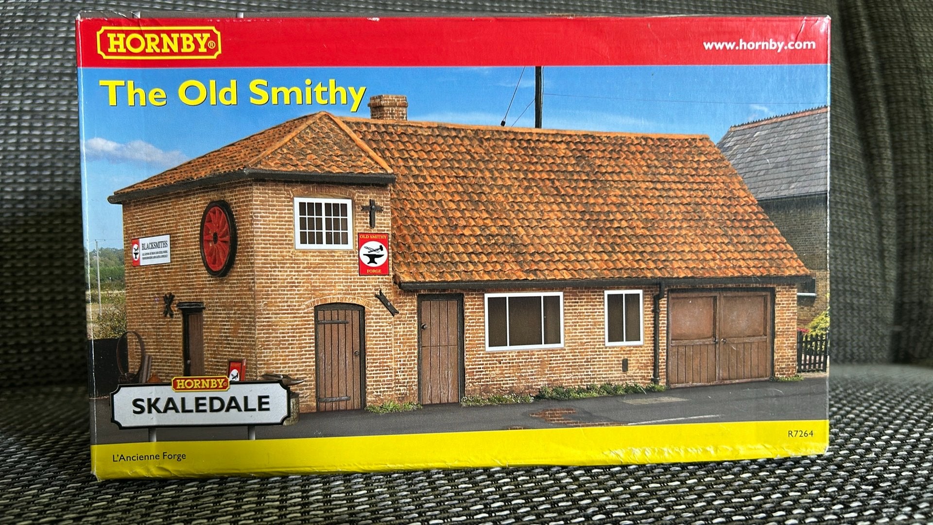 Hornby’The old Smirhy’, Overige merken, Gelijkstroom of Wisselstroom, Zo goed als nieuw, Boek, Tijdschrift of Catalogus