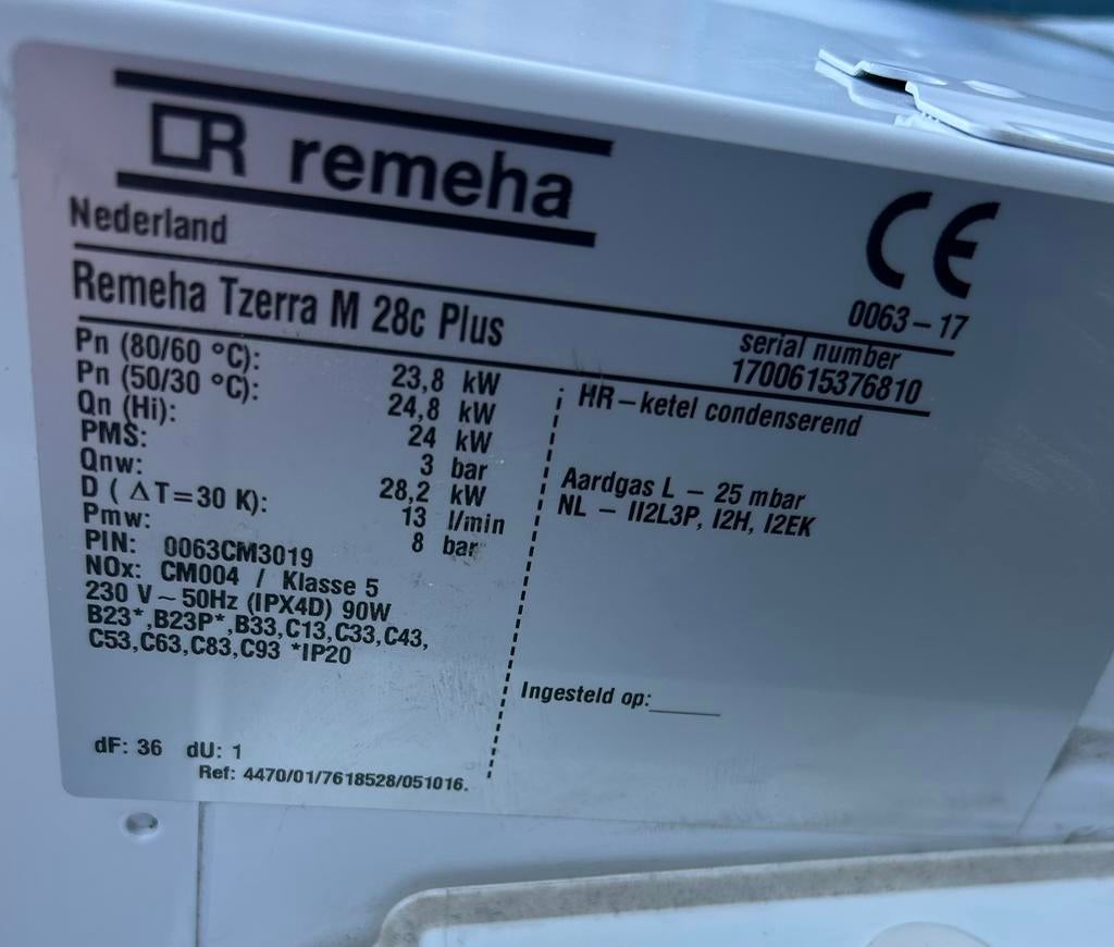 CV ketel Remeha Tzerra M 28c plus, 30 tot 80 cm, Gebruikt, Hoog rendement (Hr), Cv-ketel of Combi-ketel
