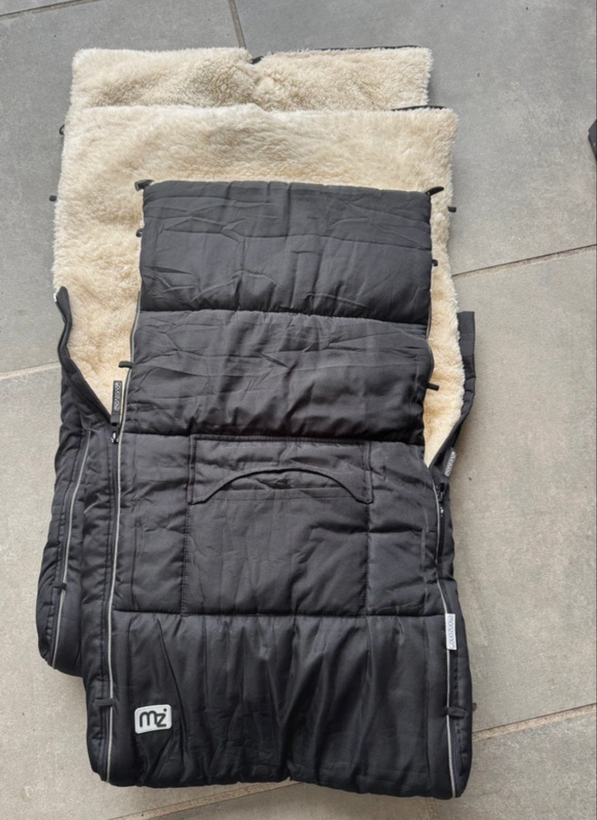 Voetenzak zwart met schapenvacht look voering, Gebruikt, Ophalen of Verzenden, Gevoerd, Voetenzak