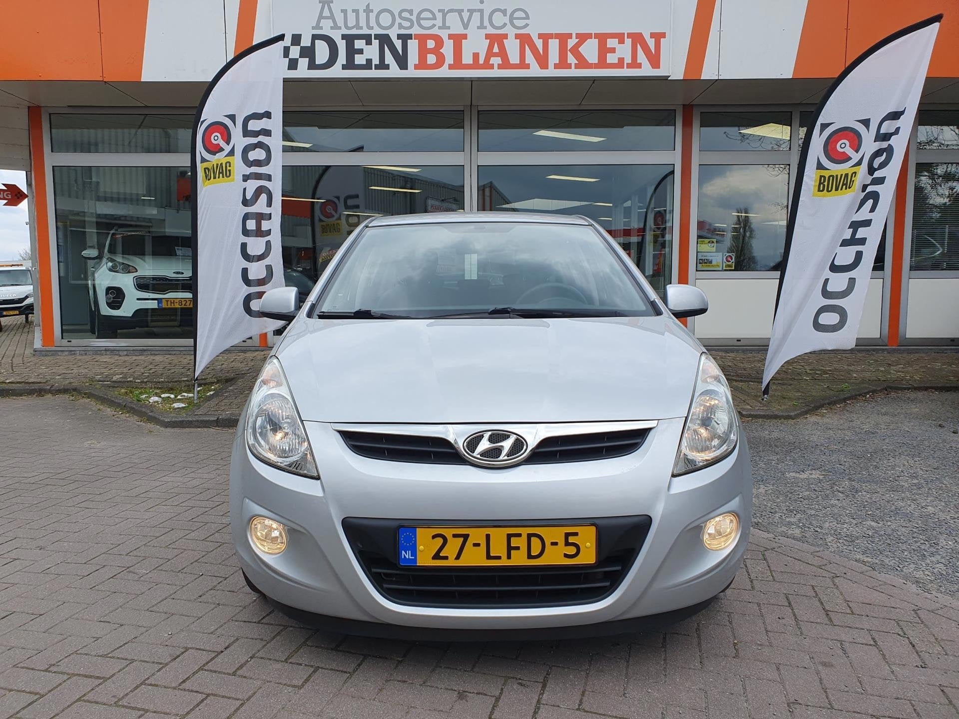 Hyundai I20 1.4i DynamicVersion 5drs Automaat BJ.2010 / Airc, Auto's, 4 cilinders, 1396 cc, Origineel Nederlands, Bedrijf