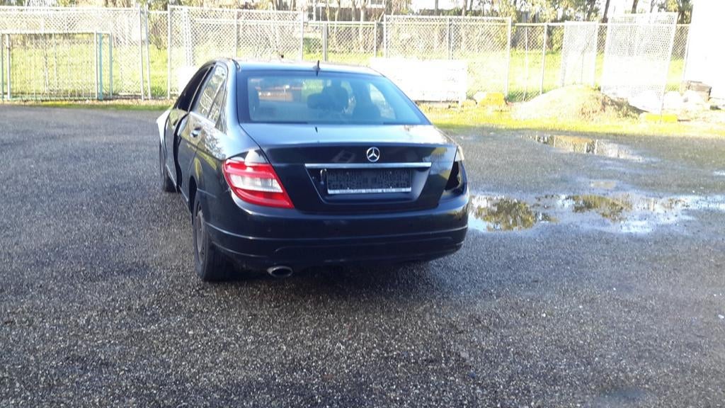 Diversen onderdelen Mercedes w204 c200 Bouwjaar 2010, Ophalen