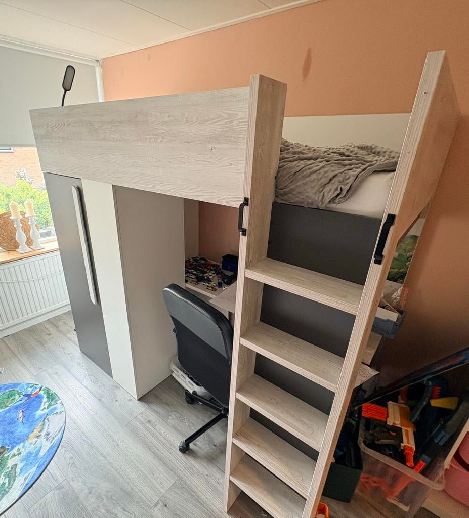 Hoogslaper grijs (incl. bureau en kast), Ophalen of Verzenden, Zo goed als nieuw, Hoogslaper