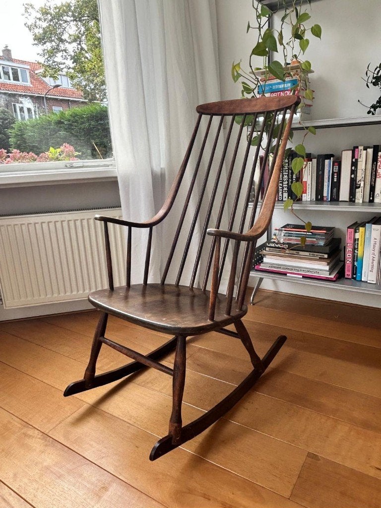 Rocking chair by Lena Larsen, Ophalen, Bruin, Eén, Hout