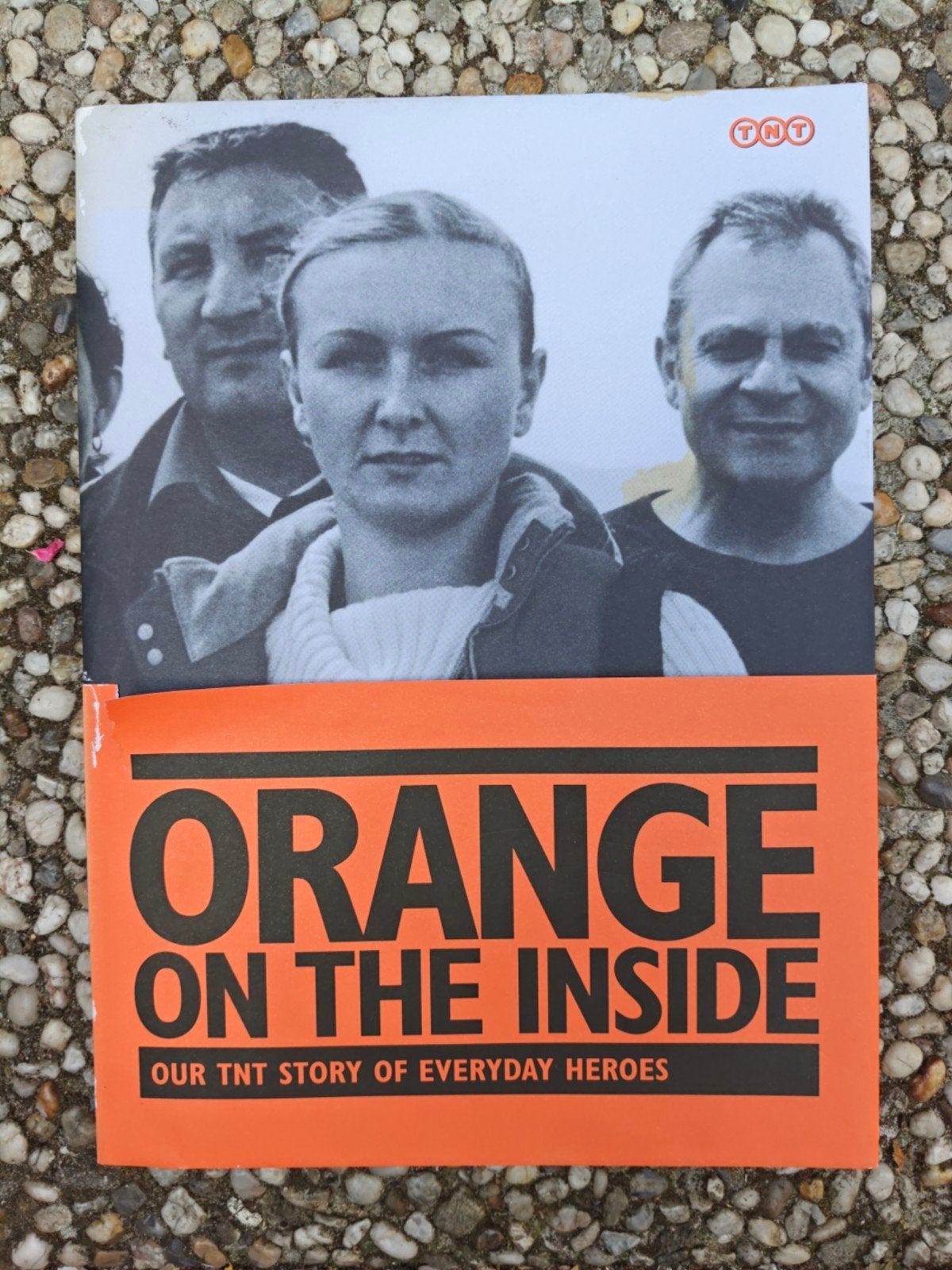 Anton Corbijn - Orange on the inside - Our TNT story, Boeken, Ophalen of Verzenden, Zo goed als nieuw, Fotografen