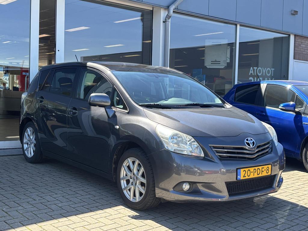 Toyota Verso 1.8 VVT-i Dynamic Business, Auto's, Voorwielaandrijving, Euro 5, Gebruikt, 4 cilinders