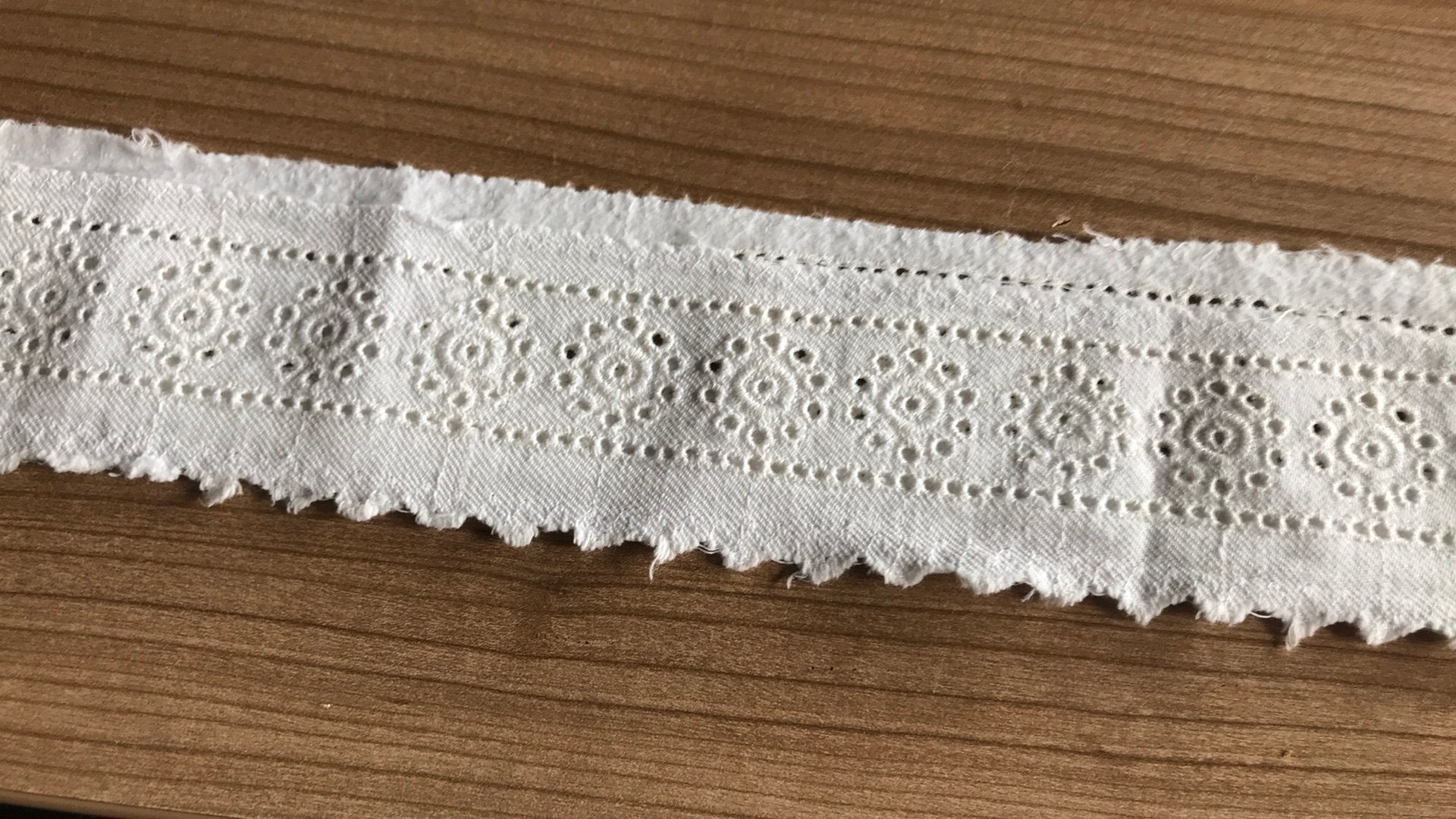 240 cm retro vintage broderie band creme   (9), Ophalen of Verzenden, Zo goed als nieuw