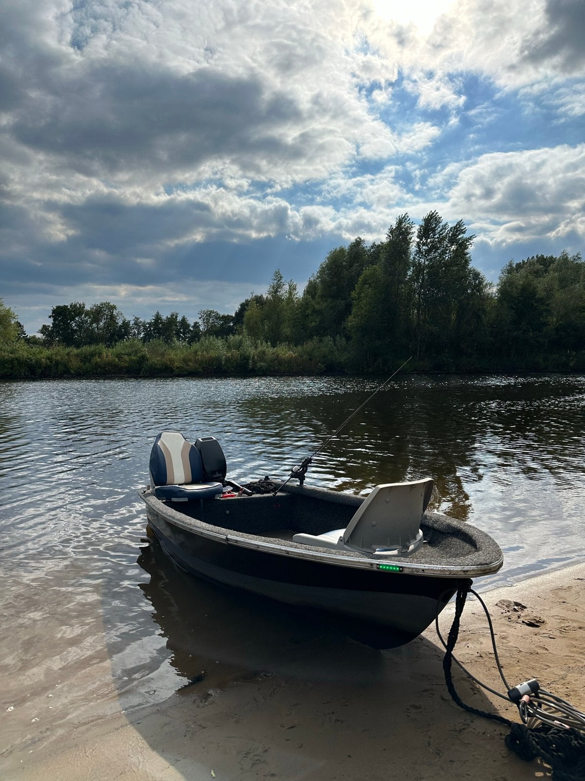 VISBOOT MET 8PK MERCURY, Watersport en Boten, Ophalen, Gebruikt, Overige typen, Met peddels