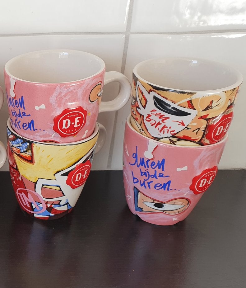 Douwe Egberts mokken gluren bij de buren, Ophalen of Verzenden, Overige stijlen, Kop(pen) en/of Schotel(s)