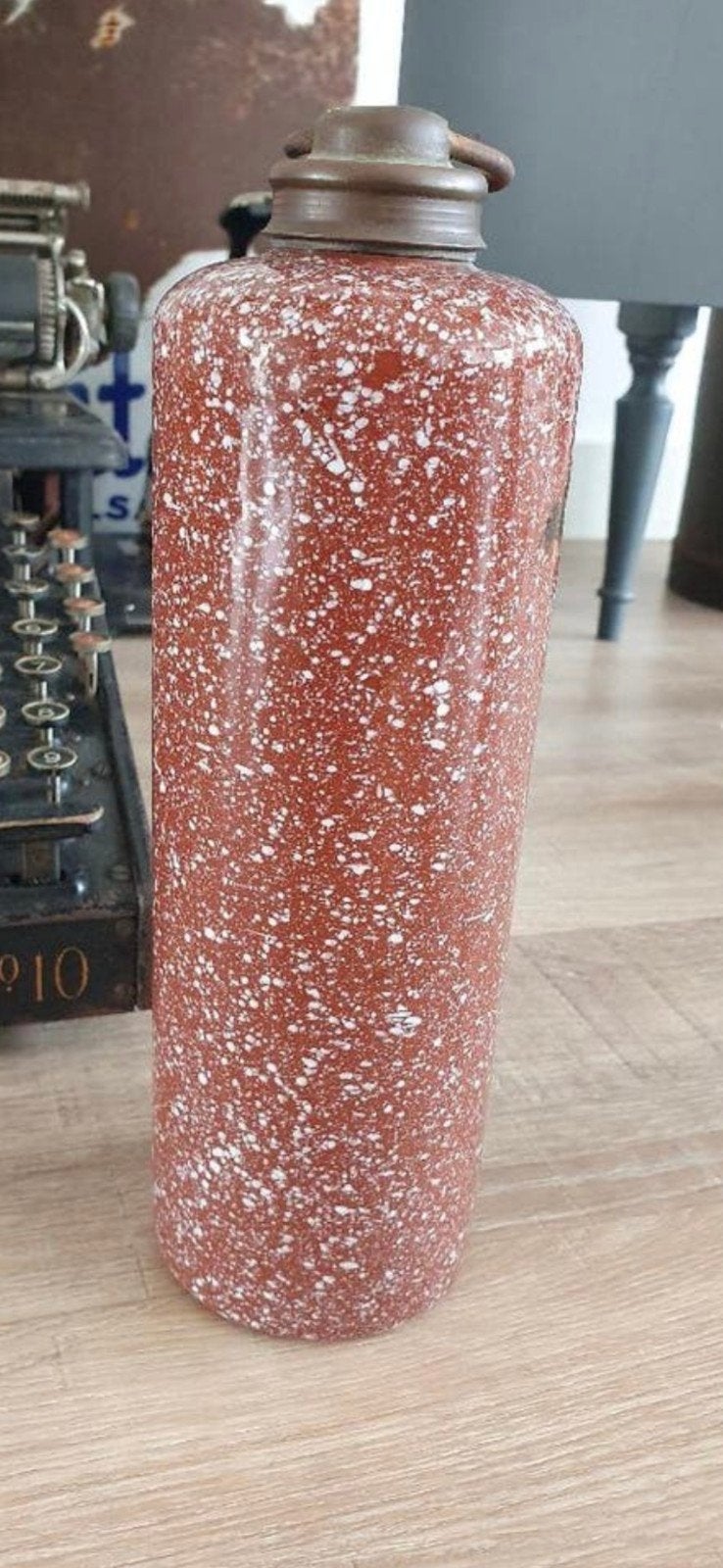 Prachtige Zeldzame antieke rood / wit gemêleerde Kruik €20, Ophalen of Verzenden