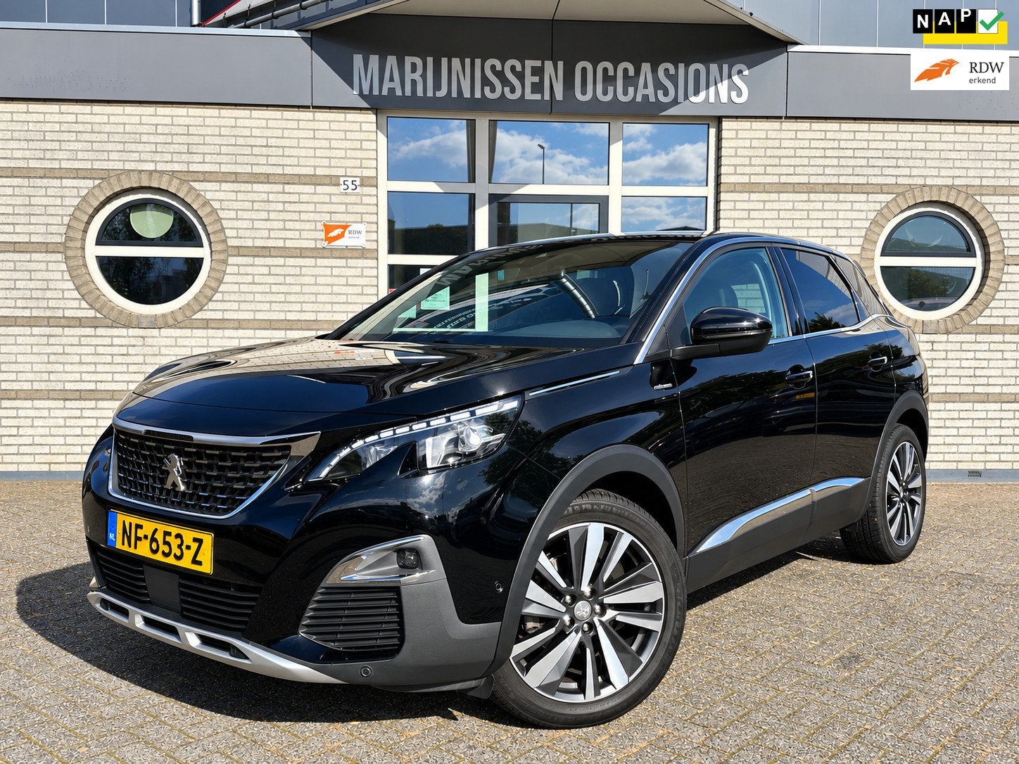 Peugeot 3008 1.2 PureTech GT Line |VirtDash|Cam|CarPlay|, Gebruikt, Leder en Stof, Zwart, Origineel Nederlands