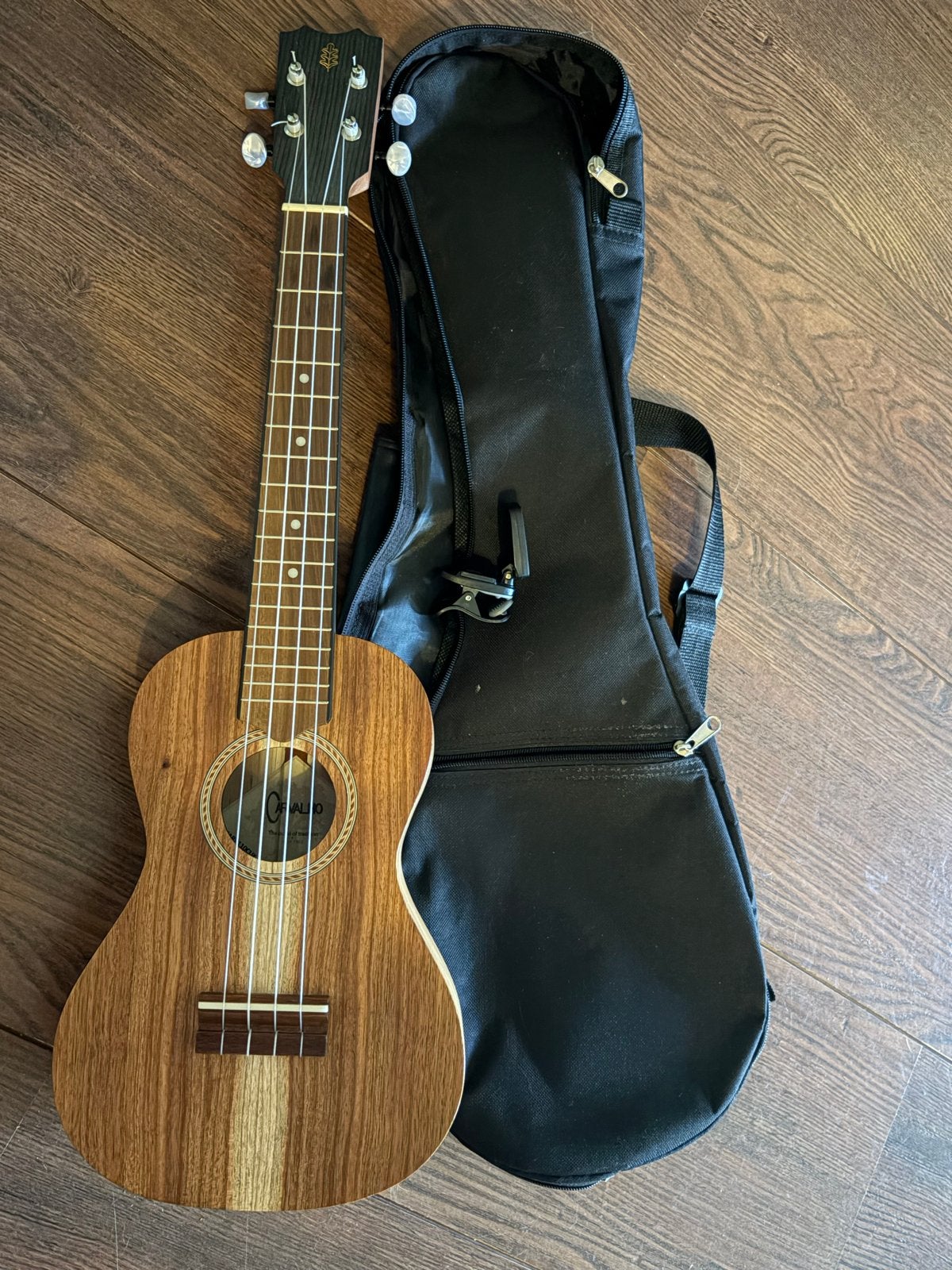 Carvalho Ukelele in zeer goede staat inclusief stemkastje, Ophalen, Zo goed als nieuw, Ukelele