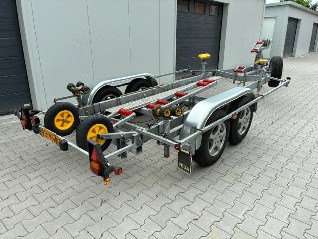 Pega ZB 2300/600 Exclusive tandemas boottrailer bj. 2010, Watersport en Boten, Boottrailers, Ophalen, Gebruikt, 1500 tot 3000 kg