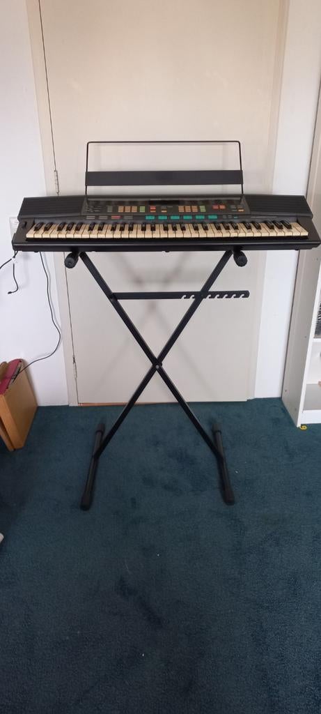 Yamaha PSR-48 Keyboard met standaard, Muziek en Instrumenten, Keyboards, Ophalen, Yamaha, Met standaard, 61 toetsen