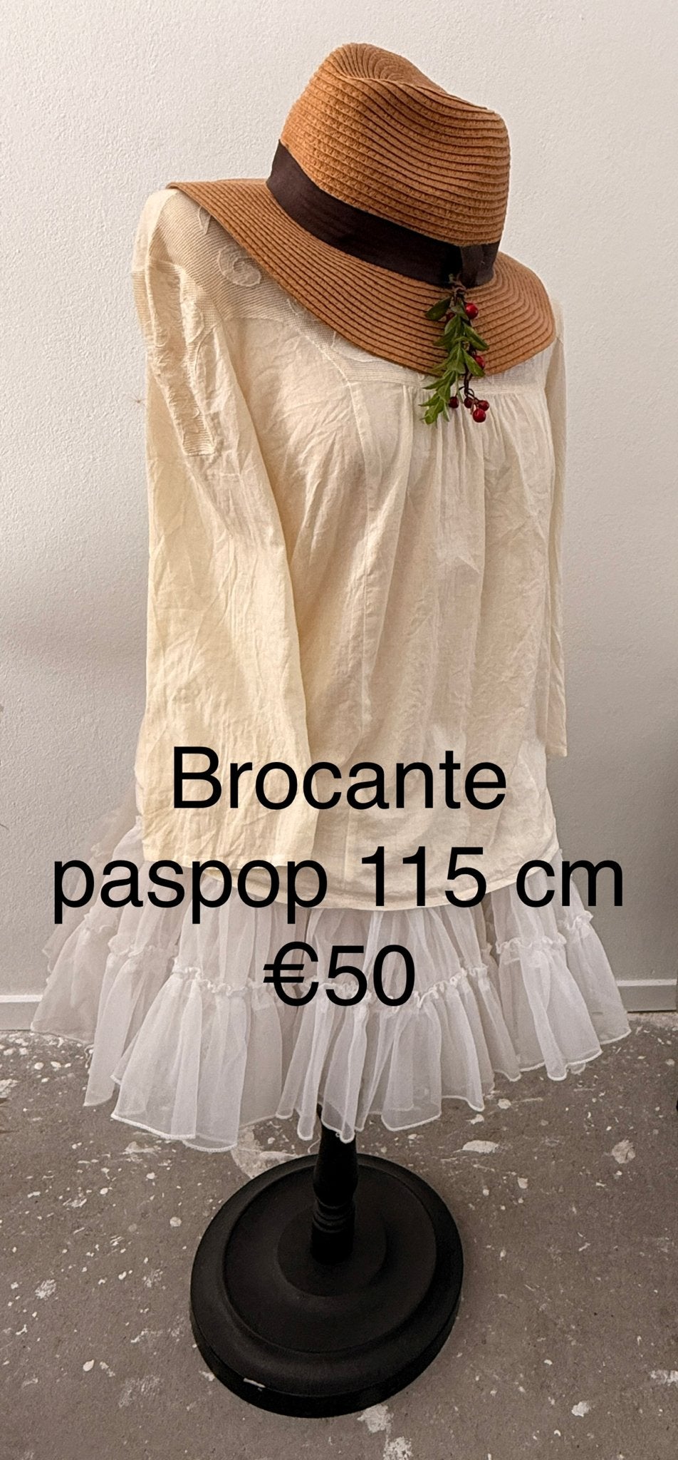 Brocante paspop 115 cm, Ophalen