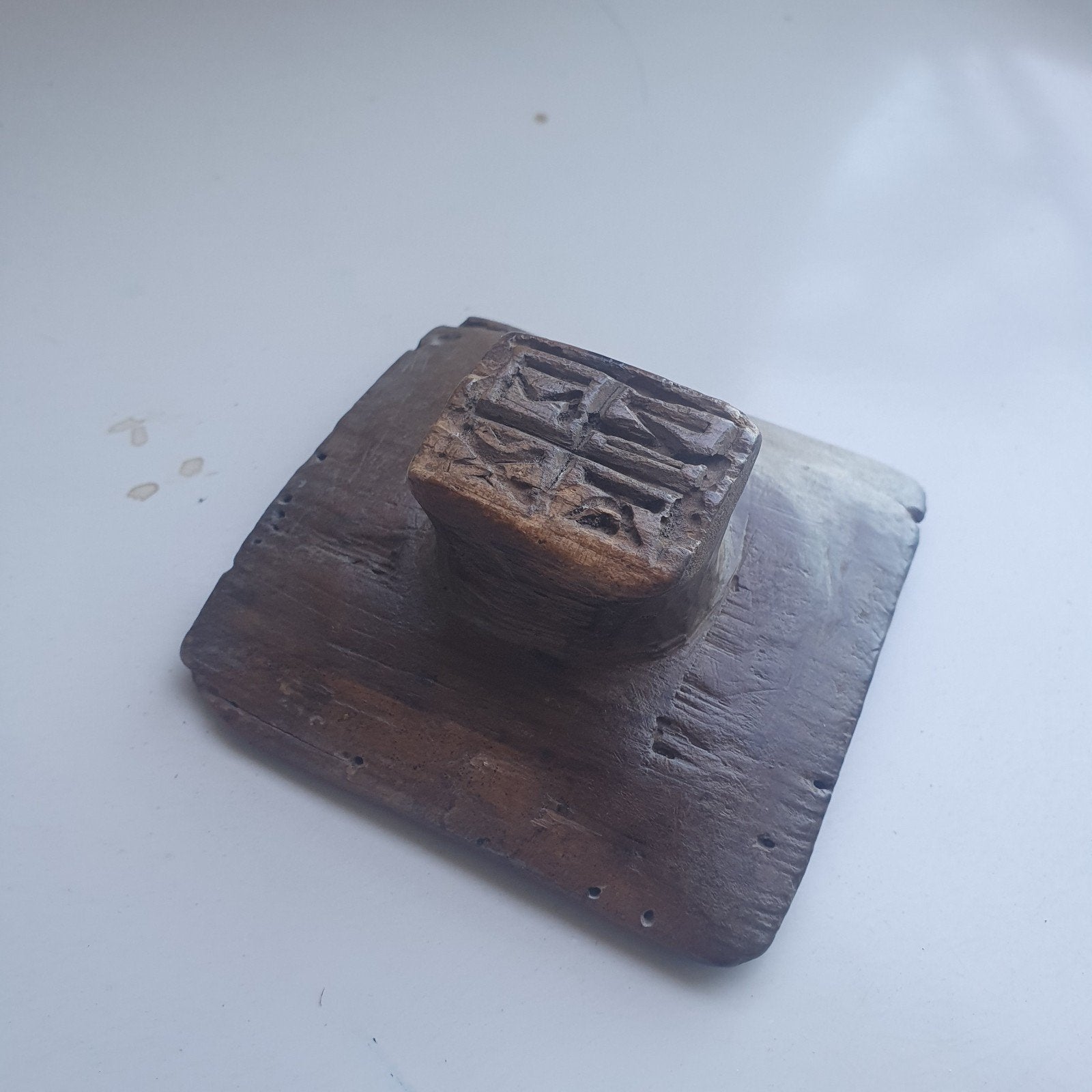 Antieke houten broodstempel met religieuze symbolen, Antiek en Kunst, Antiek | Religie, Ophalen of Verzenden