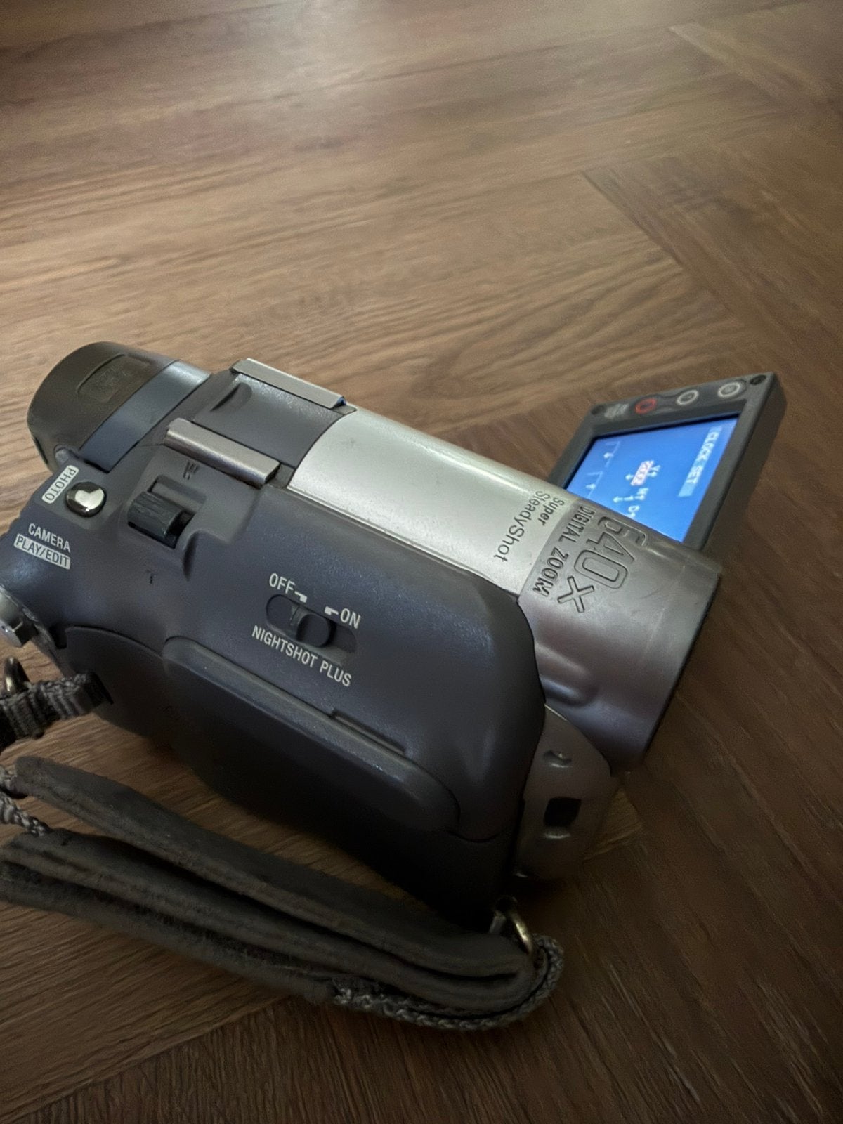 Sony handycam; DCR-HC17E, Gebruikt, 20x of meer, Ophalen of Verzenden, Sony