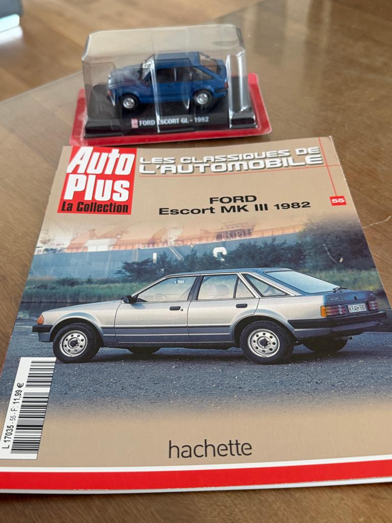 Ford Escort GL-1982 modelauto met Auto Plus magazine, Hobby en Vrije tijd, Modelauto's | 1:43, Ophalen of Verzenden, Nieuw, Auto
