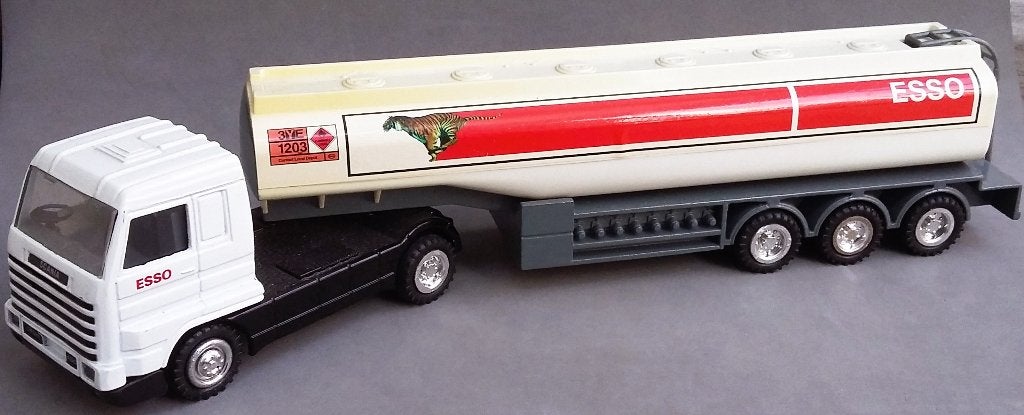 Omstreeks 1980 Truck Tanker Vrachtwagen Esso Scania, Hobby en Vrije tijd, Overige merken, Nvt., Ophalen of Verzenden, Zo goed als nieuw