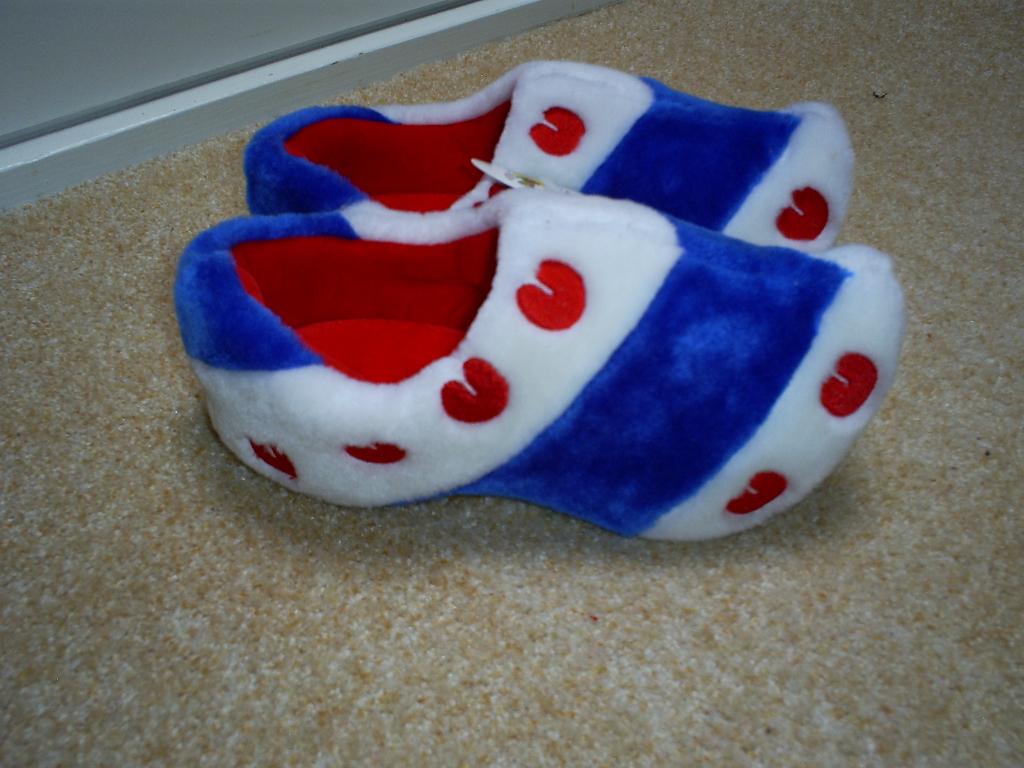 Klomppantoffel / klompsloffen  Fryslan / Friese vlag. Nieuw, Jongen of Meisje, Overige typen, Nieuw, Ophalen of Verzenden