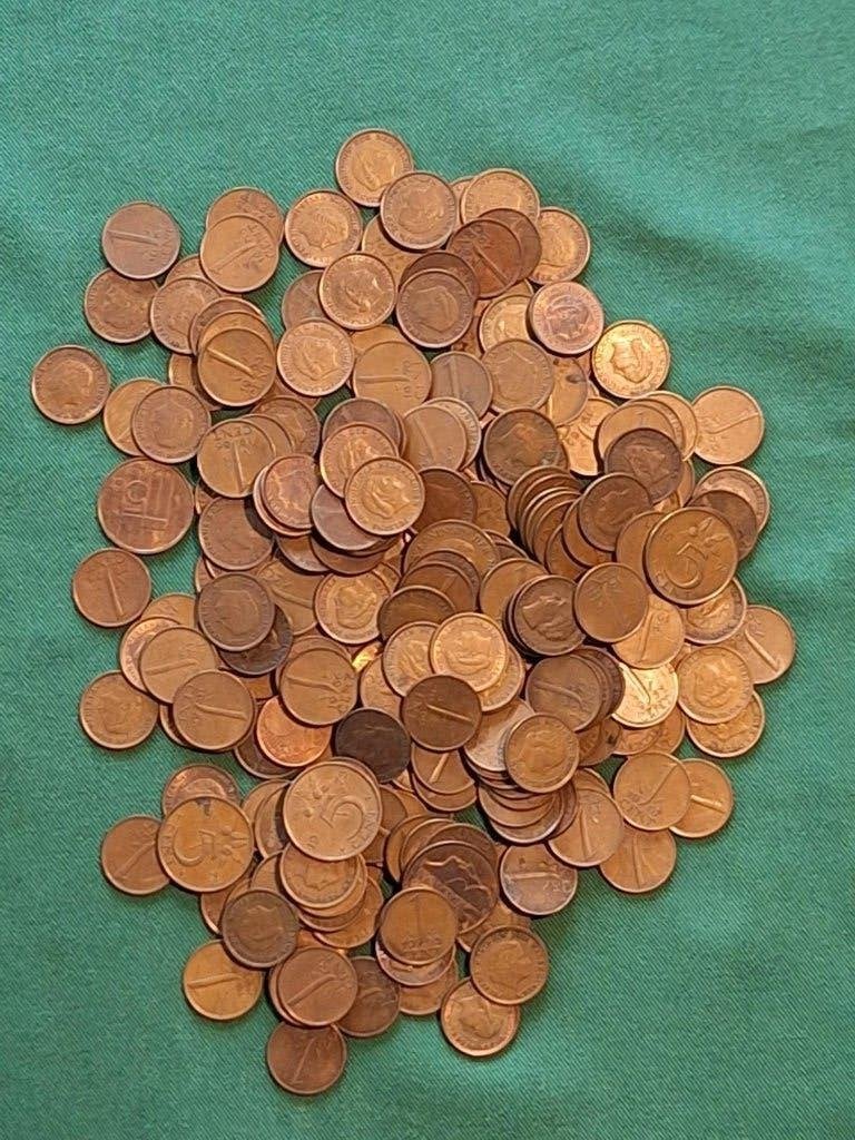 235 bronzen centen en stuivers Nederland 1948-1980, Ophalen of Verzenden, Koningin Wilhelmina, 1 cent, Losse munt