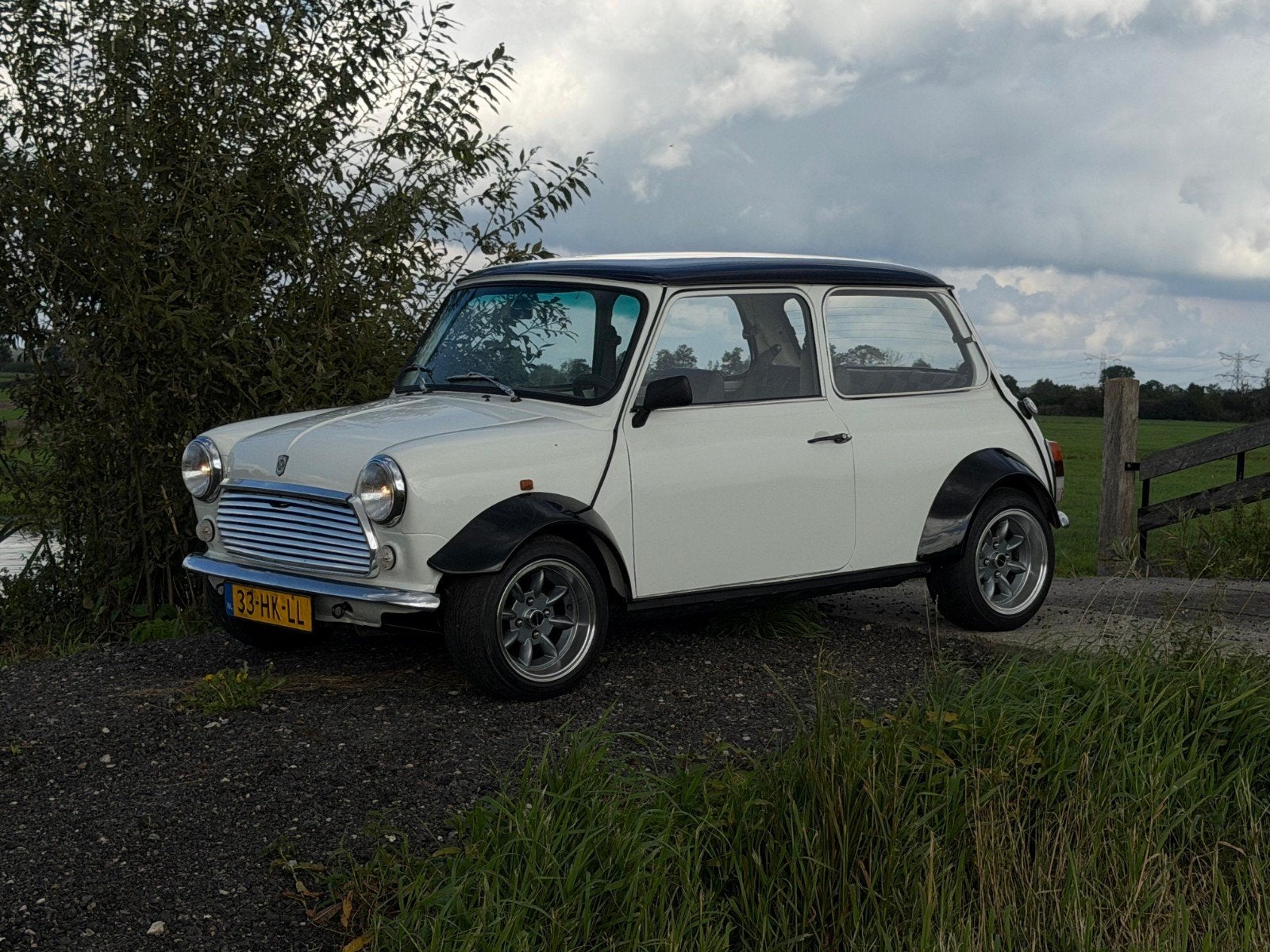 Classic Mini 1000 – 1988 – Gerestaureerd – Metro Turbo remme, Voorwielaandrijving, 4 cilinders, Wit, 620 kg