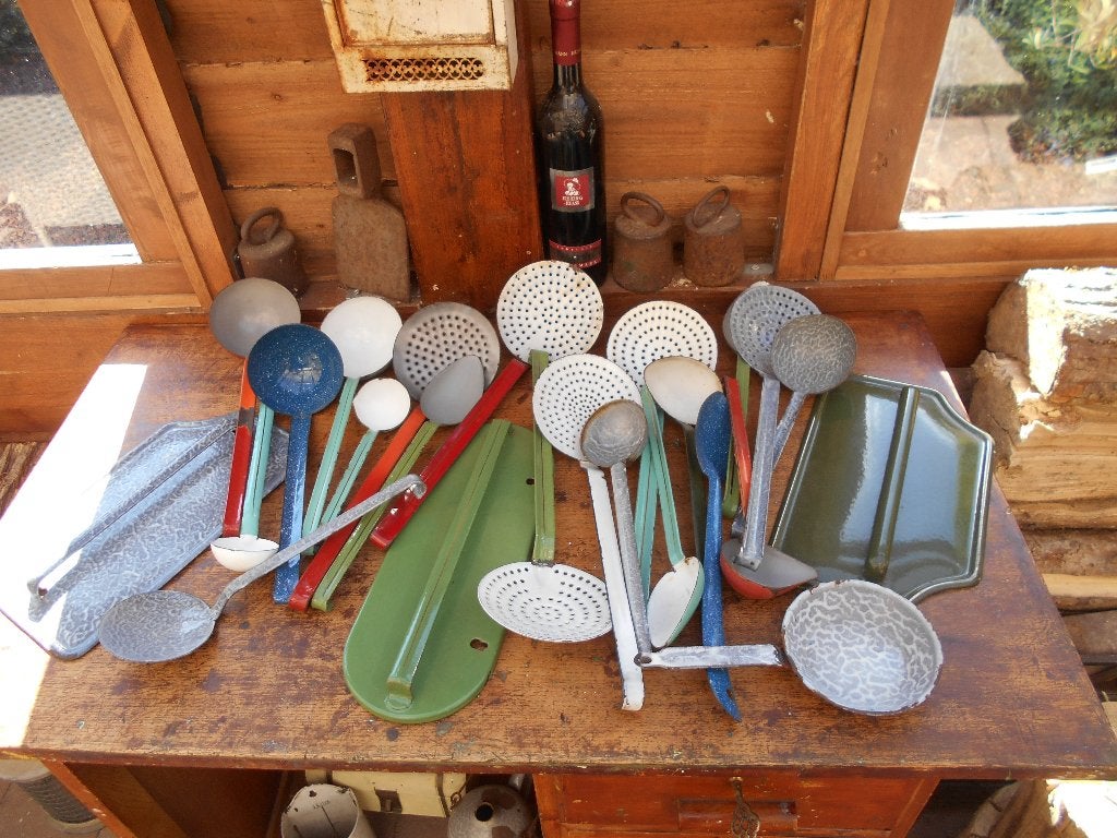 Emaille lepels en 3 rekjes, Ophalen of Verzenden