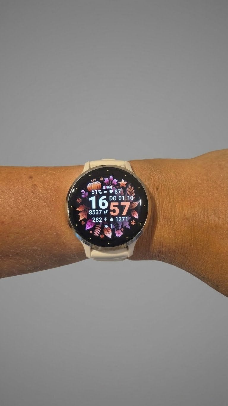 Garmin Venu 3S – goud/creme wit – €249, Wit, Ophalen of Verzenden, Zo goed als nieuw, GPS