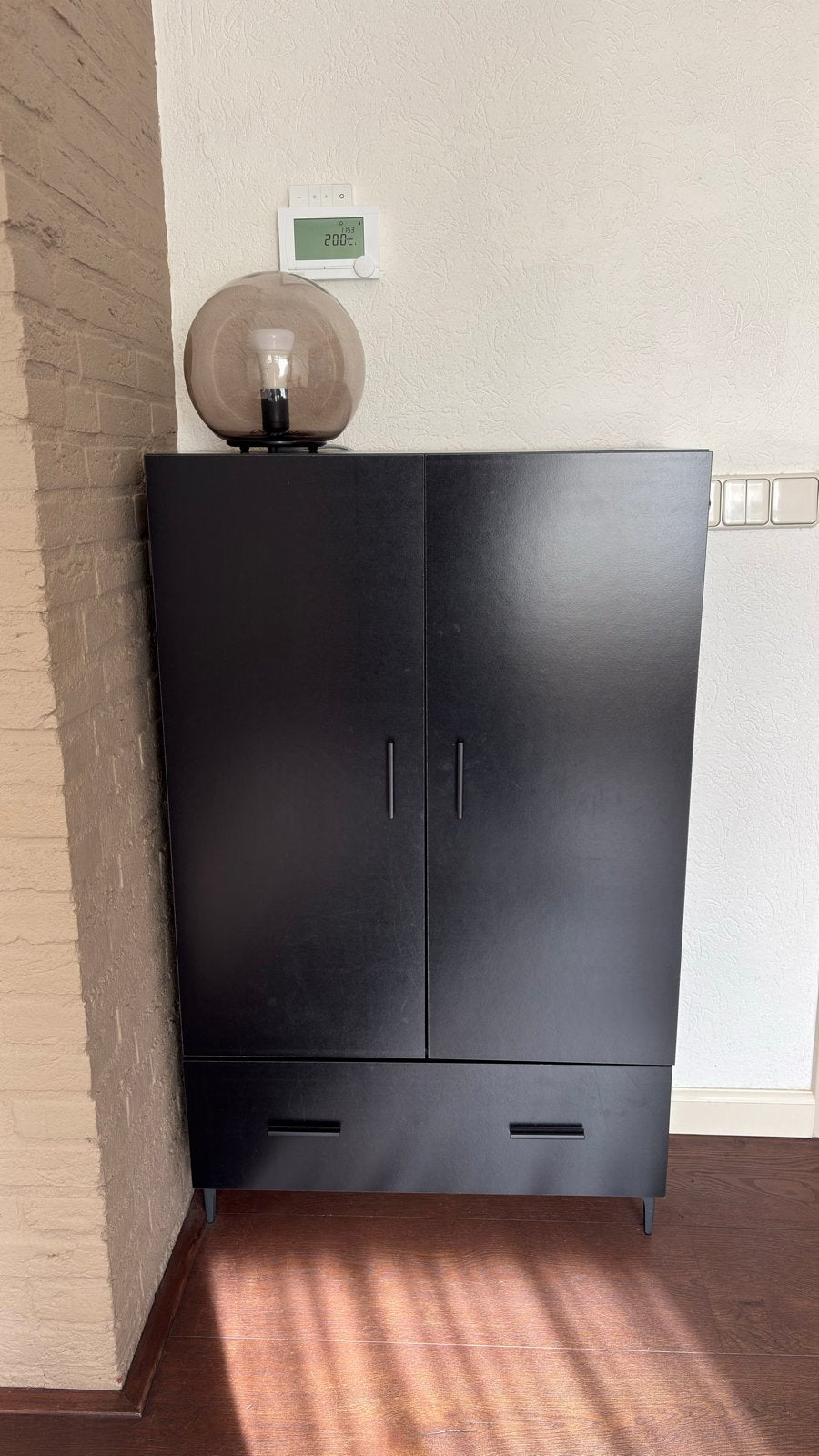 Zwarte kast met lade en plank, Ophalen, Gebruikt