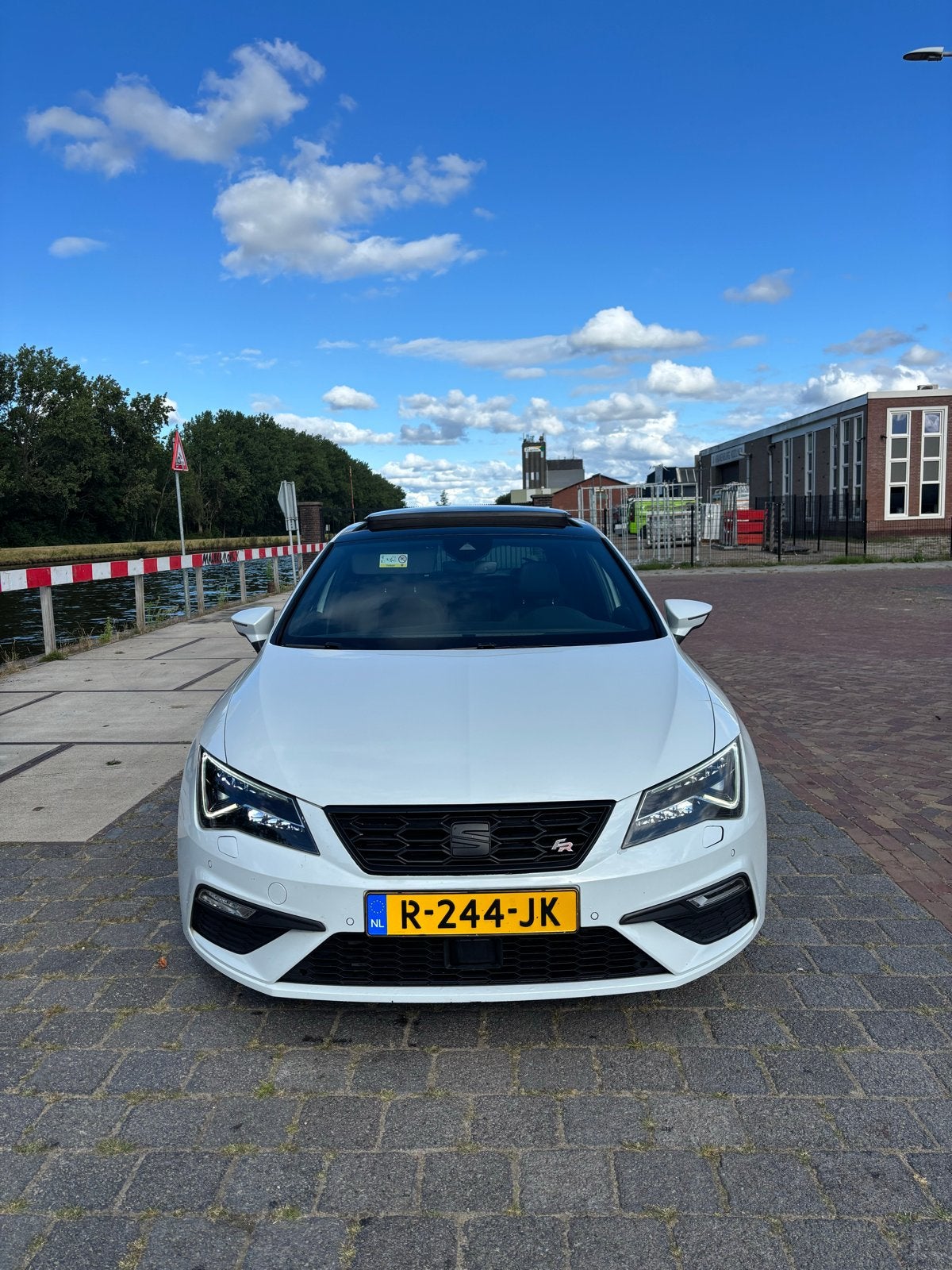 Seat Leon 1.8 TSI 180PK Dsg-7 2017 Wit, Auto's, Seat, 1227 kg, 4 cilinders, Wit, Particulier