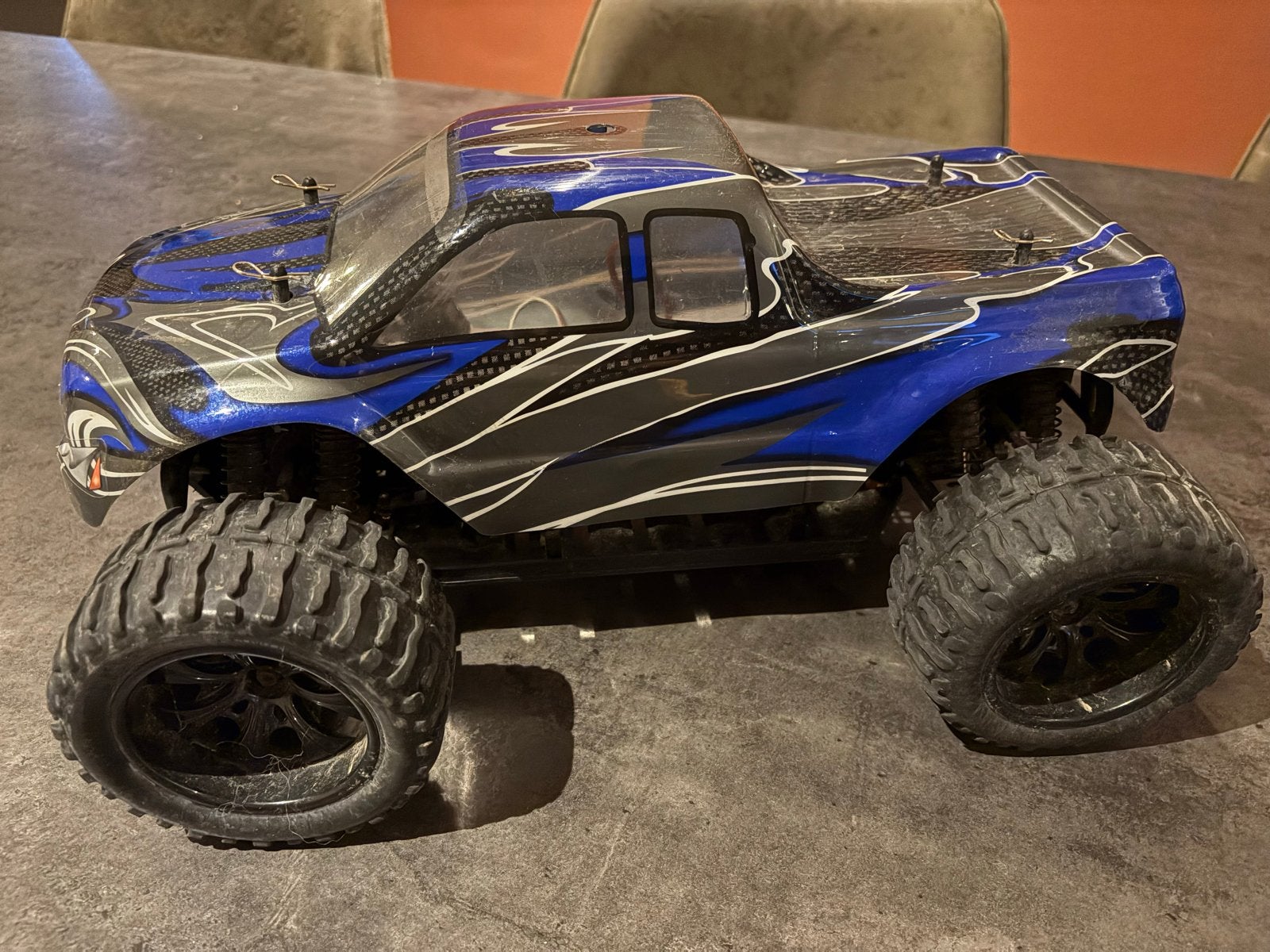 RC Monster Truck Himoto 1:10, Elektro, Gebruikt, Auto offroad, Ophalen of Verzenden