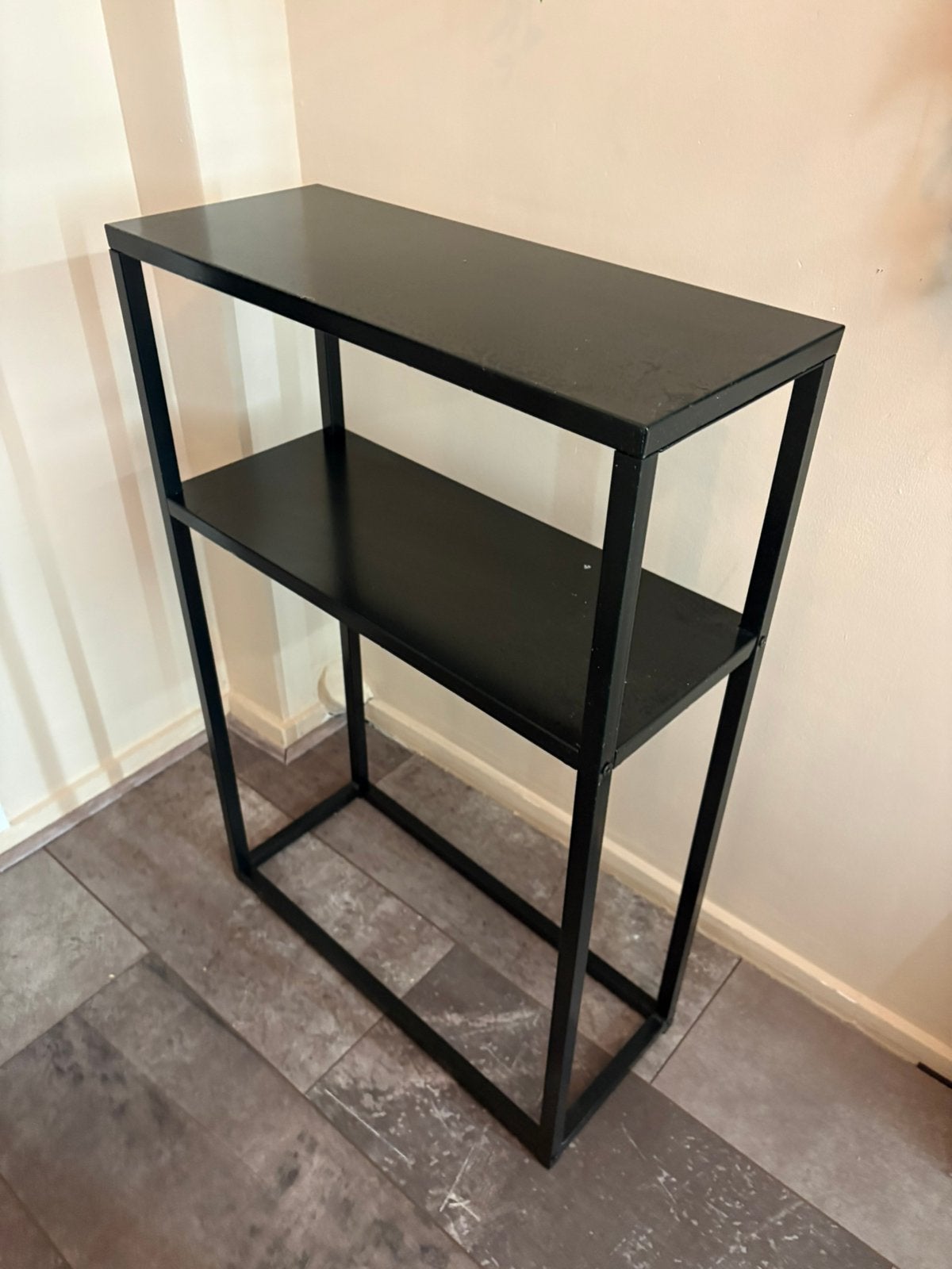 Zwart metalen decoratie tafel, Huis en Inrichting, Tafels | Sidetables, Ophalen, 50 tot 100 cm, Rond, Zo goed als nieuw
