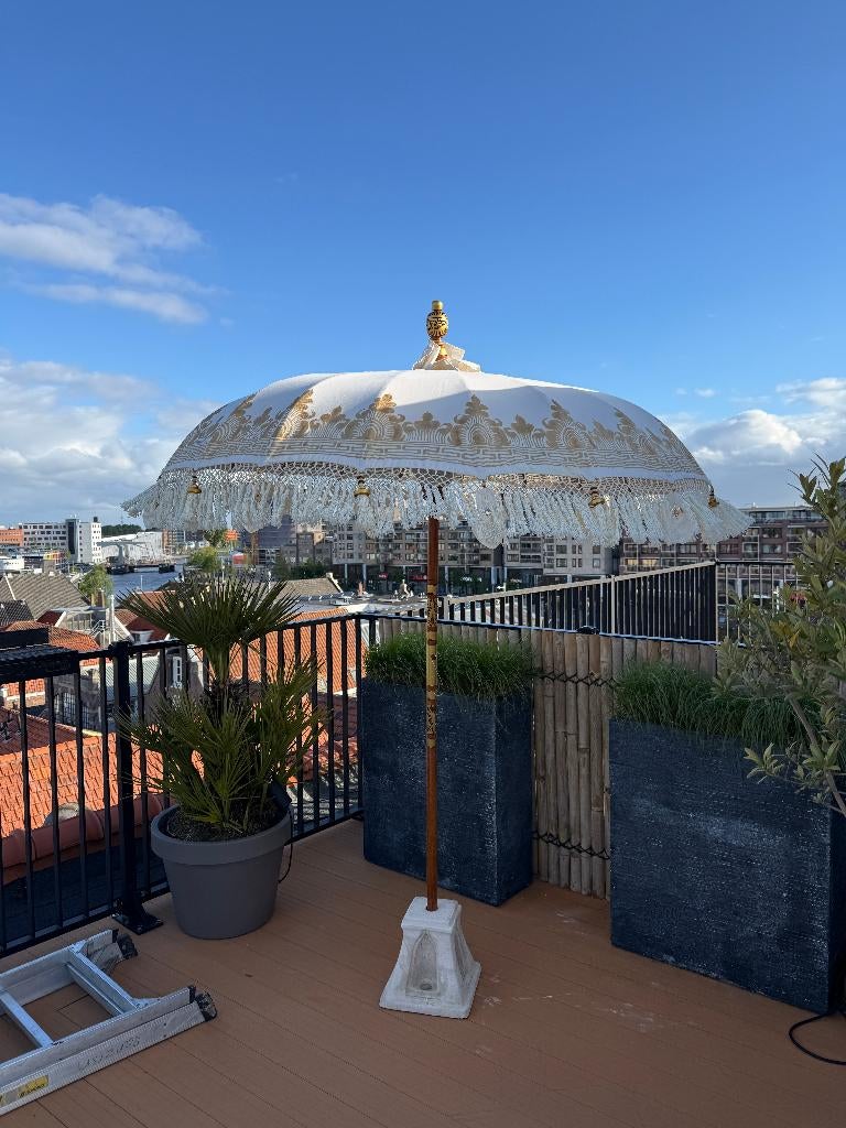 Bali Parasol Handgemaakt Met Bali Parasolvoet, Tuin en Terras, Ophalen of Verzenden, Zo goed als nieuw, Minder dan 1 meter, Stokparasol