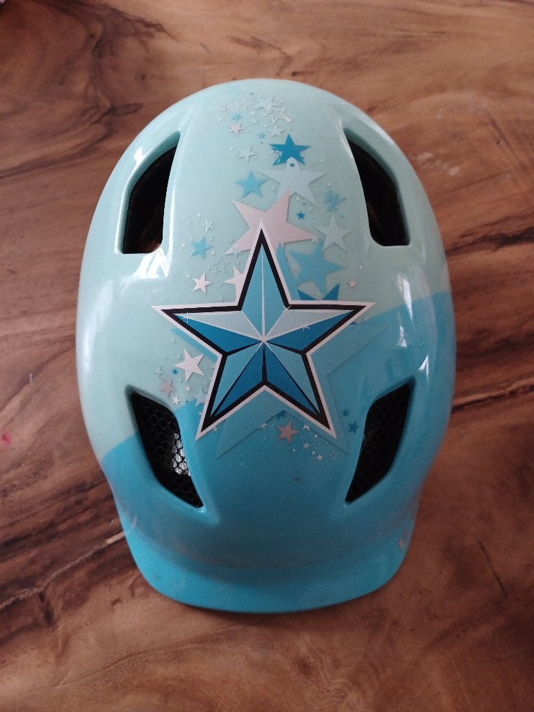 Roze en blauwe Decathlon B'Twin Fietshelm voor Kinderen, Ophalen, Gebruikt, Overige maten, Jongen of Meisje