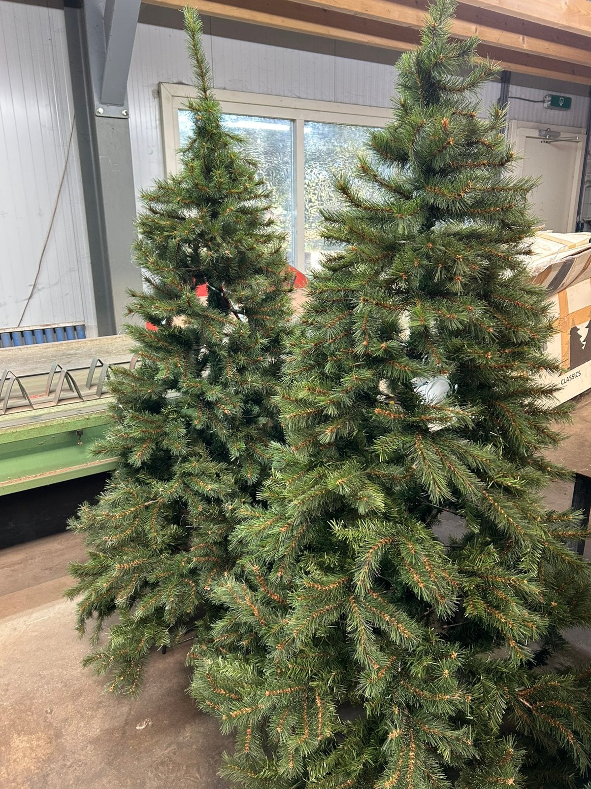 2x kunst kerstboom, Ophalen, Gebruikt
