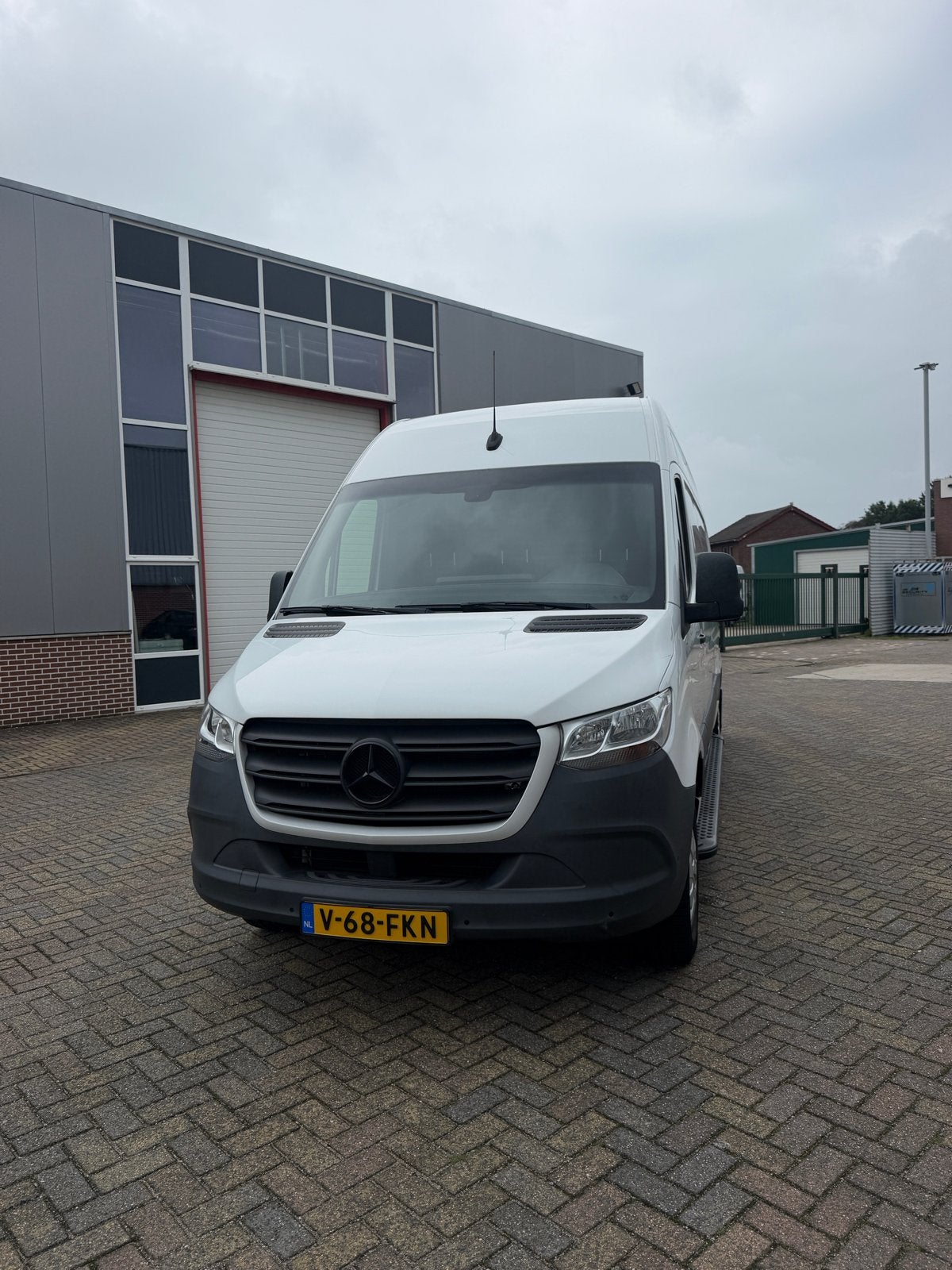 Mercedes-Benz Sprinter 317 CDI L3H2 – dealeronderhouden, Auto's, Automaat, Wit, Mercedes-Benz, Bedrijf