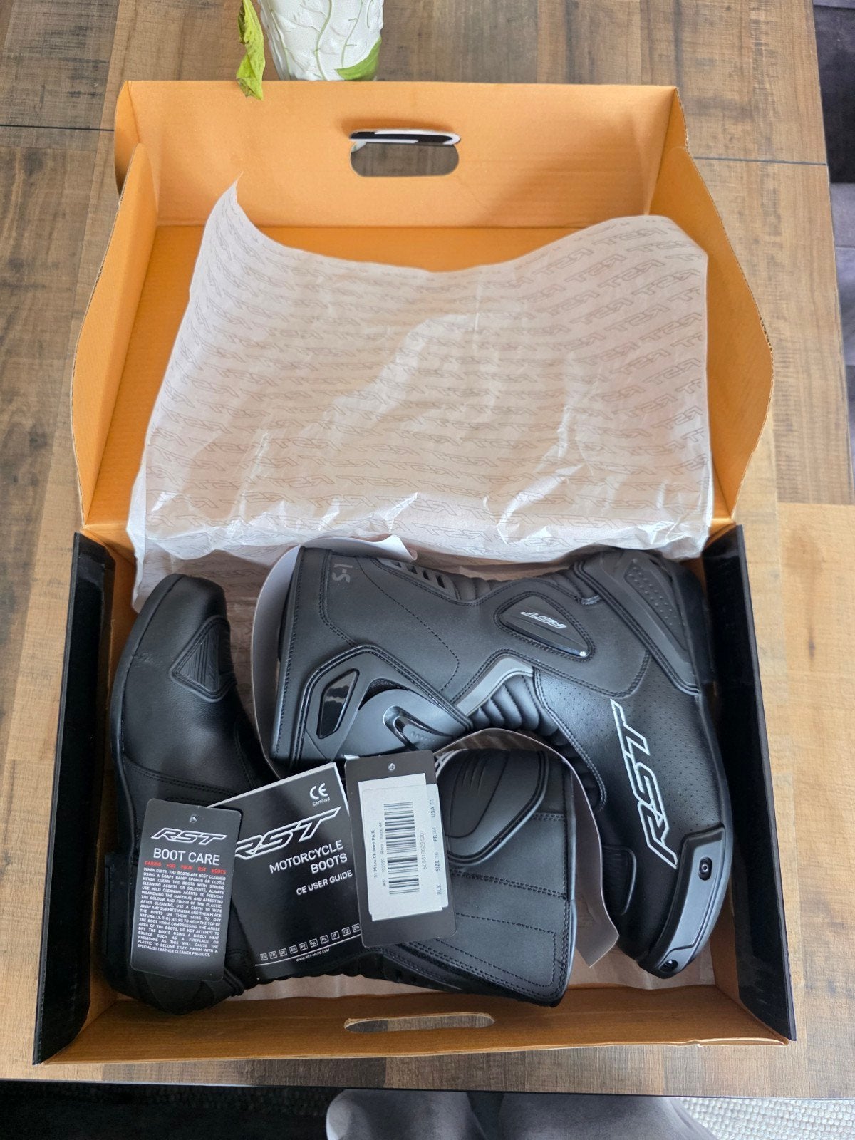 Nieuwe RST S-1 CE Motorlaarzen - Maat 44, Motoren, Kleding | Motorkleding, Nieuw met kaartje, RST, Dames, Ophalen of Verzenden
