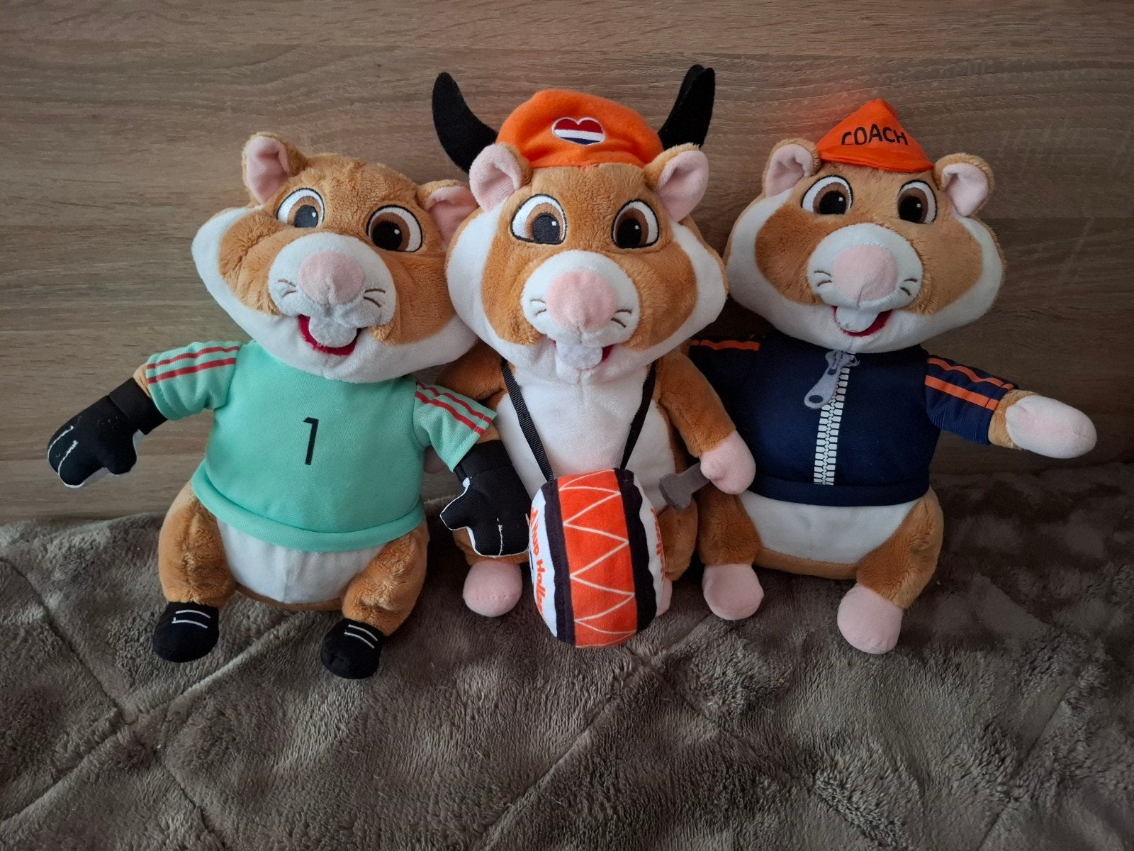 3 AH Voetbal Hamsters knuffels - Hamsteren!!, Hamster, Ophalen of Verzenden, Middelgroot (20 tot 80 cm), Meerkleurig