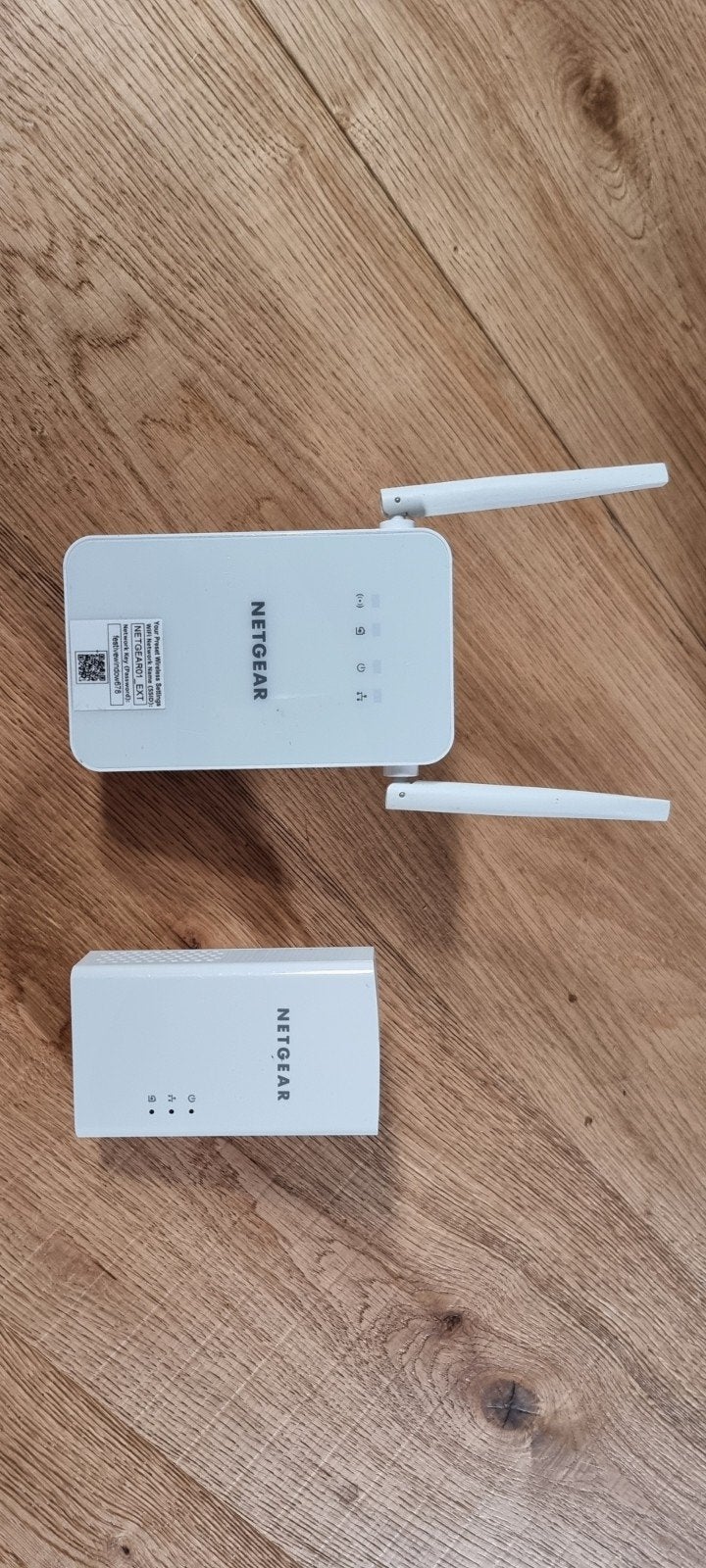 NETGEAR Powerline WiFi 1000 PLW1000v2 - Set van 2, Computers en Software, Powerlines, Ophalen, Gebruikt, NETGEAR