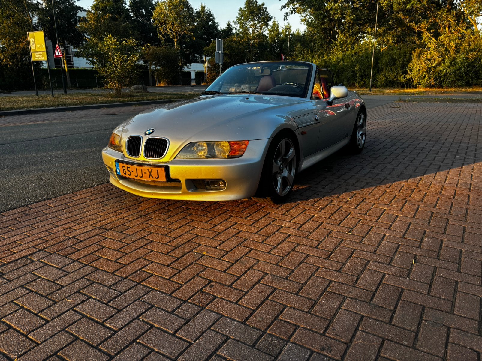 BMW Z3 1.8 apk tot 07-2027 Carplay 17” All Season, Lichtmetalen velgen, Achterwielaandrijving, 118 pk, 4 cilinders