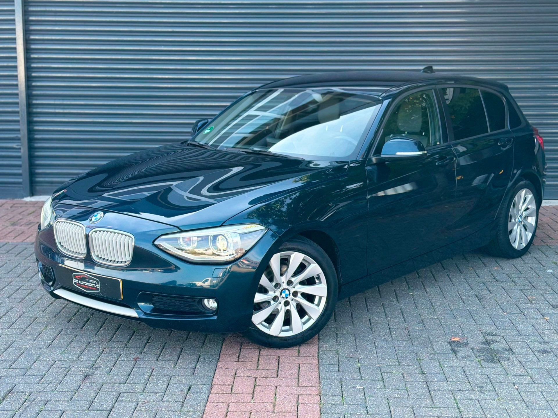 BMW 1-serie BMW 1-serie 116i Business Clima | Pdc | Cruise |, 1-Serie, Gebruikt, 4 cilinders, Blauw