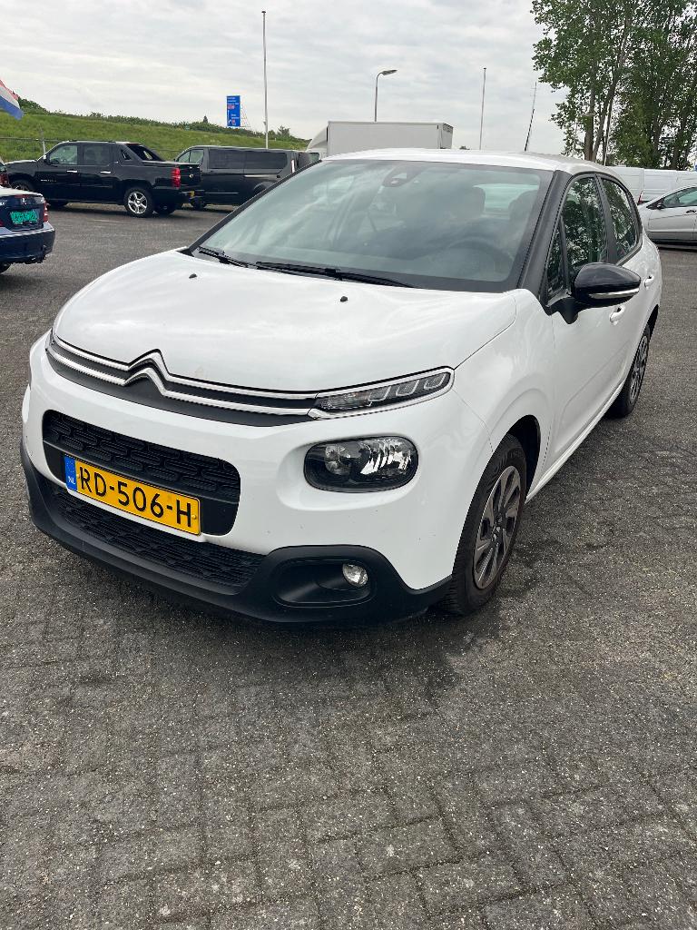 Citroën C3 1.6 Bluehdi 75pk S&S 2017 Wit lees tekst, Auto's, Voorwielaandrijving, Zwart, 4 cilinders, Wit